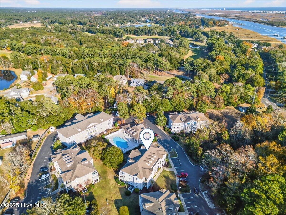 100542994 | Photo 35