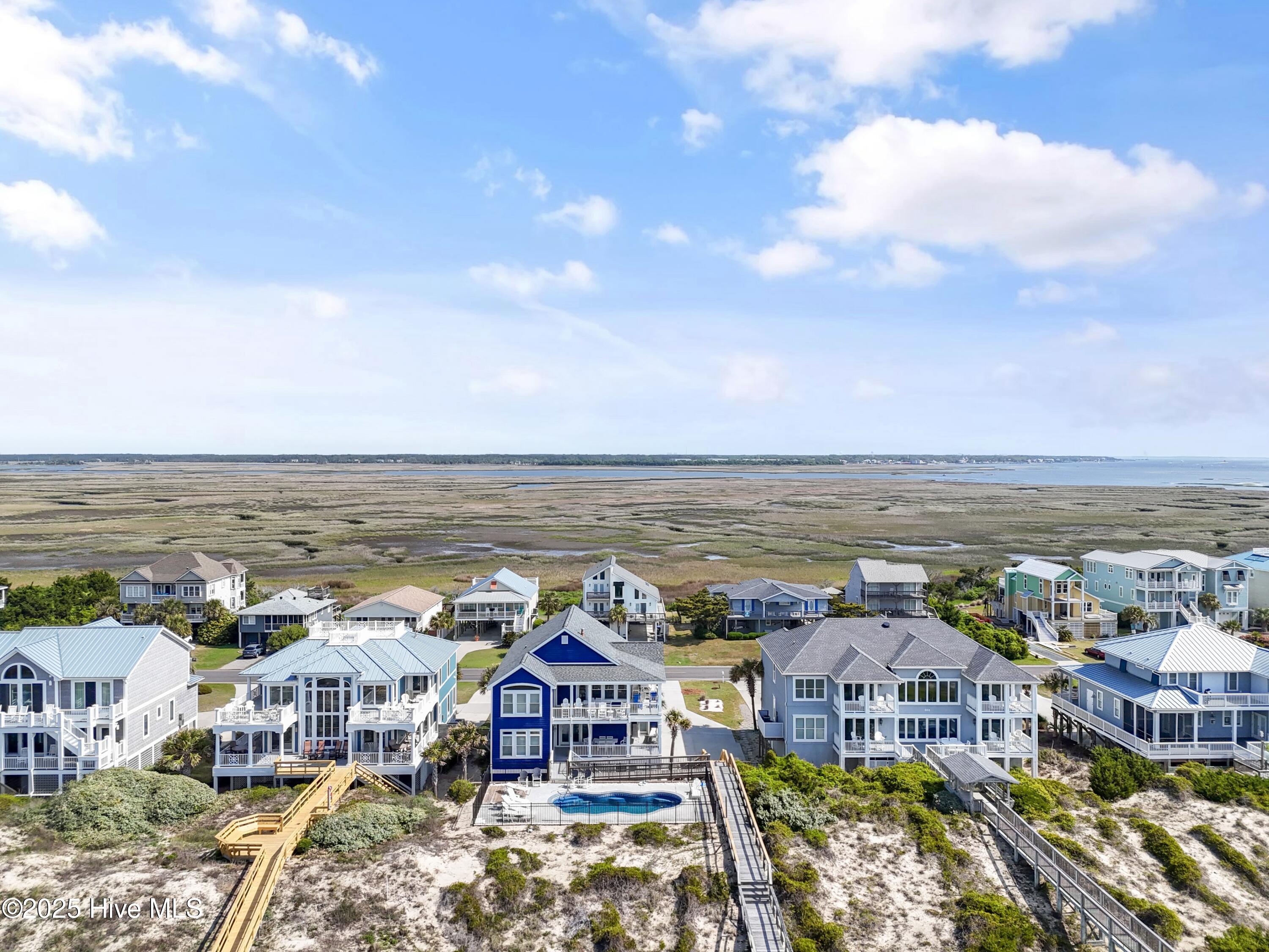 100504065 | Photo 71