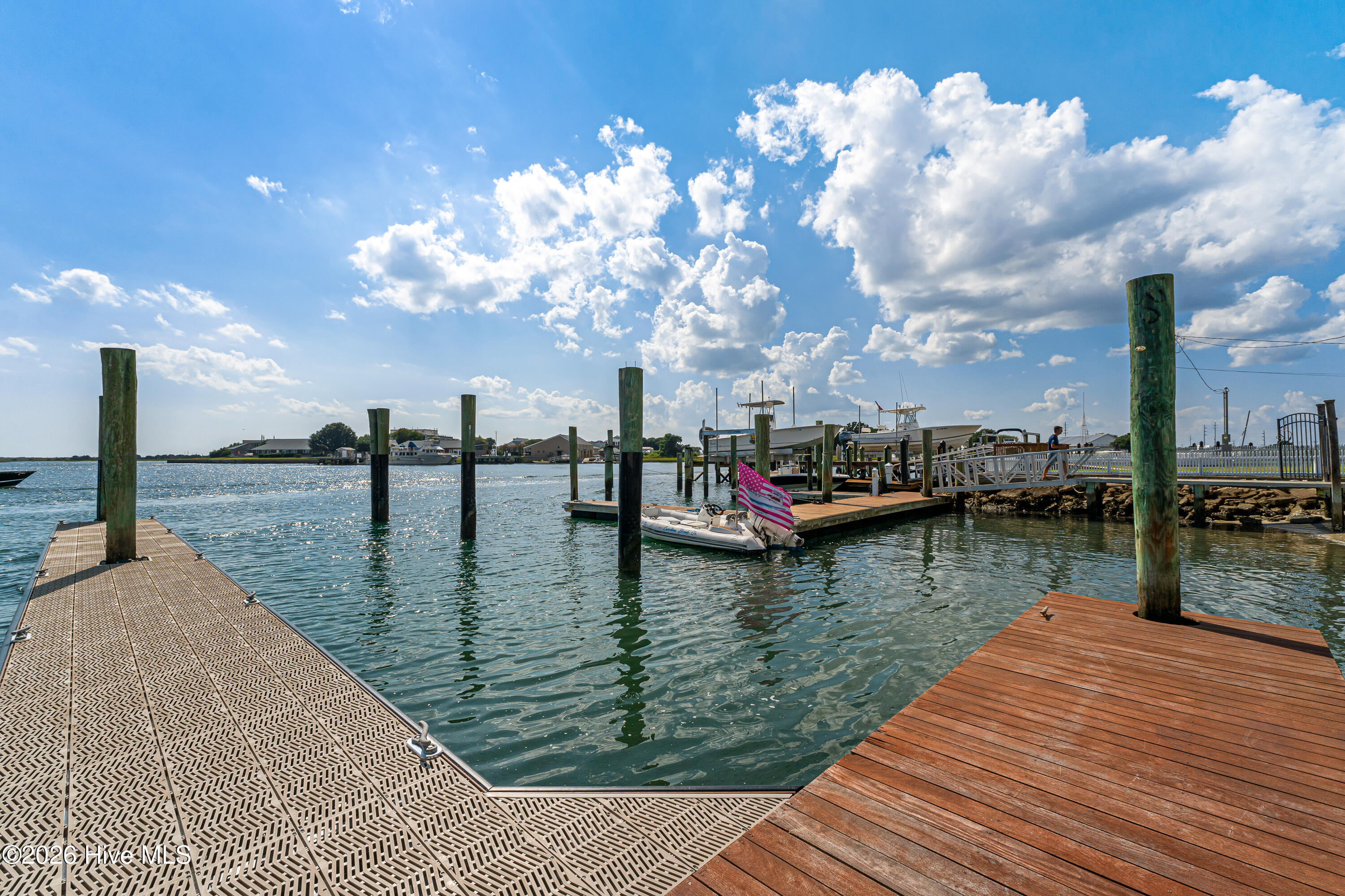 122 Front Street & Slip #5,Beaufort