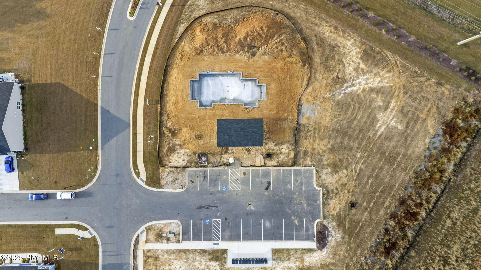 100544084 | Photo 65