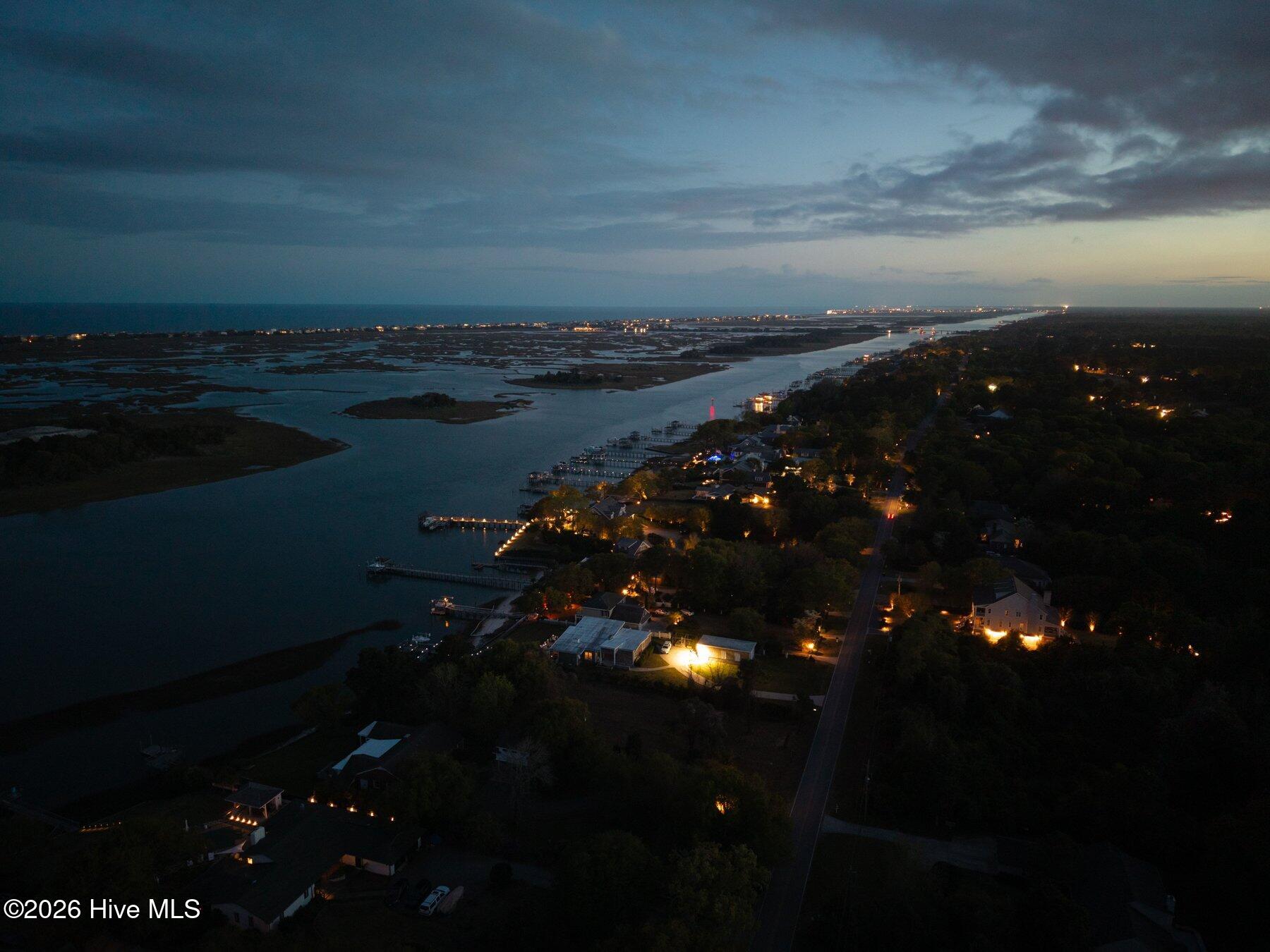 100564910 | Photo 18