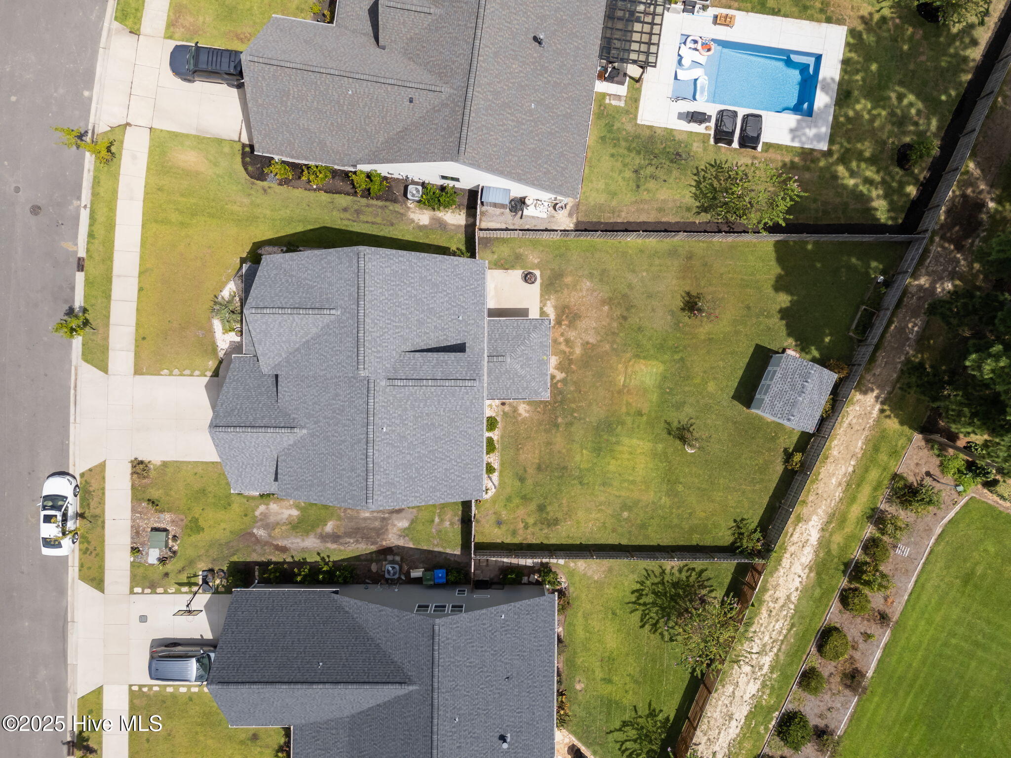 100528839 | Photo 52