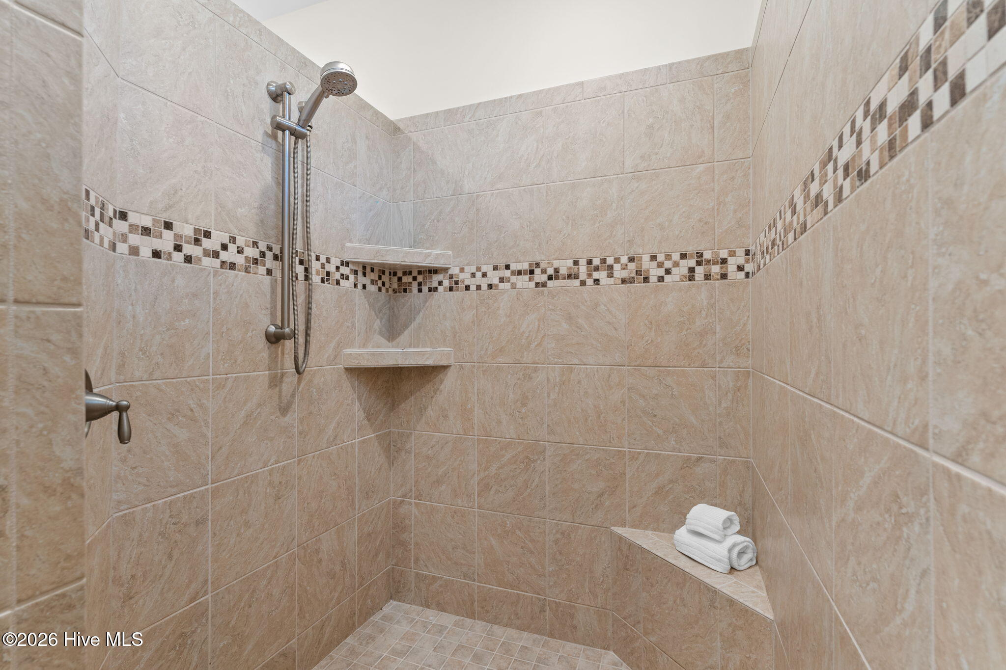 Undisclosed Address, Southport, NC, 28461