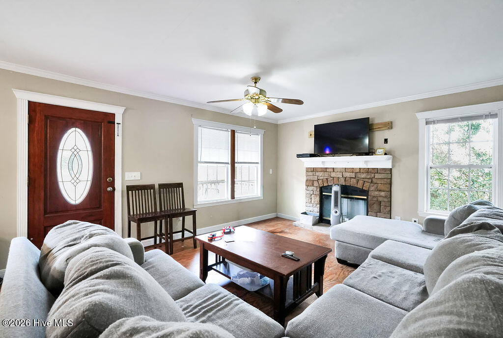 100559640 | Photo 19