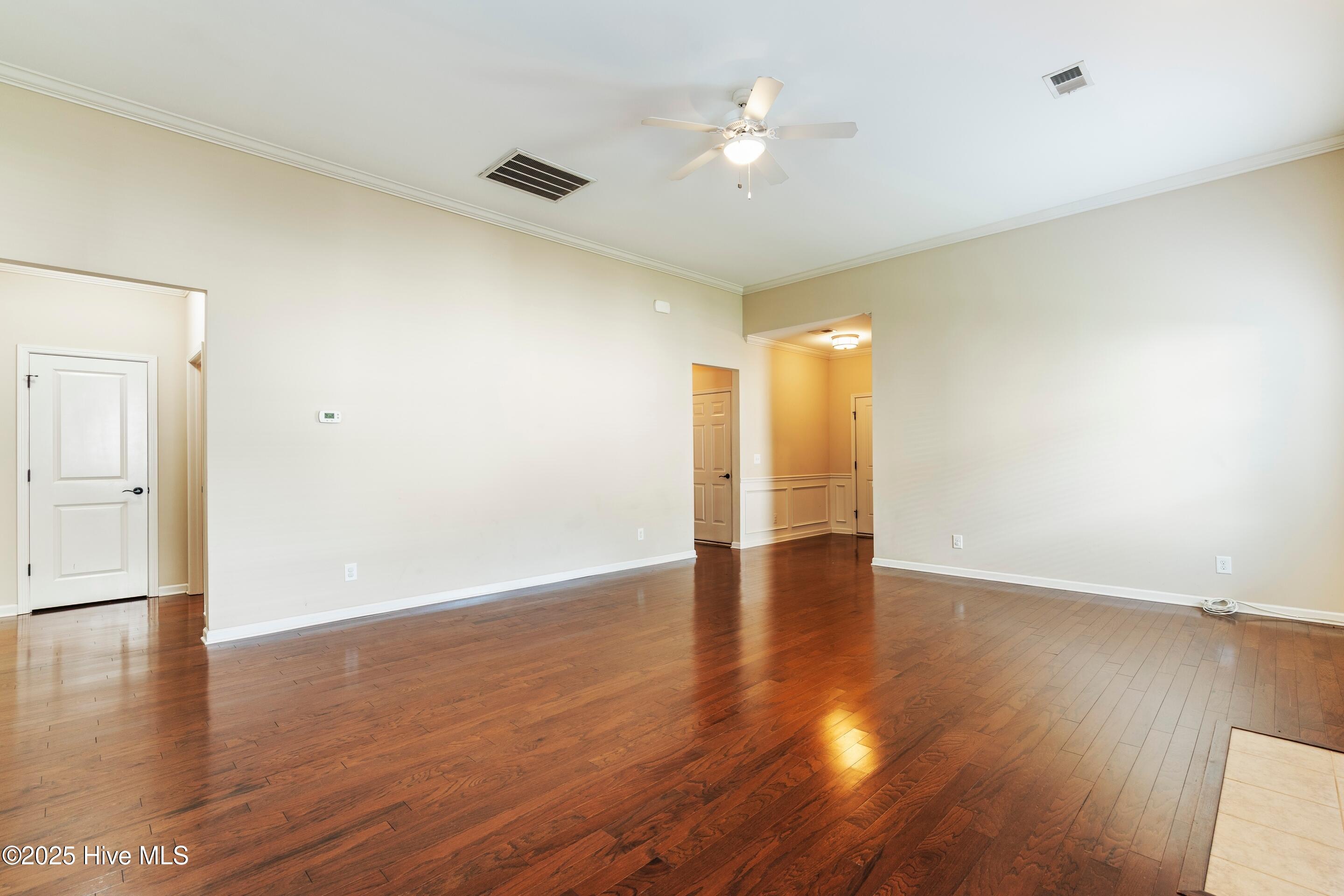 100522432 | Photo 19