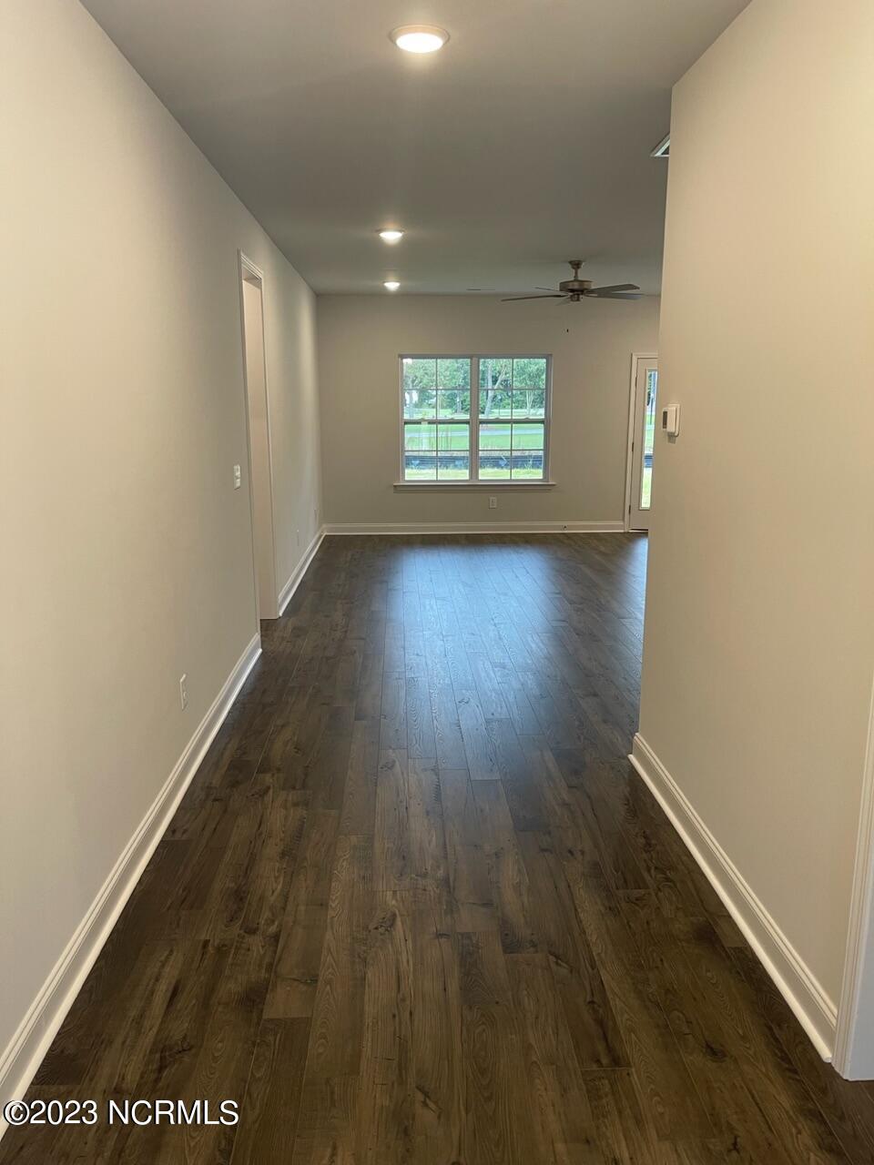 (1902) 431 Seashore Street