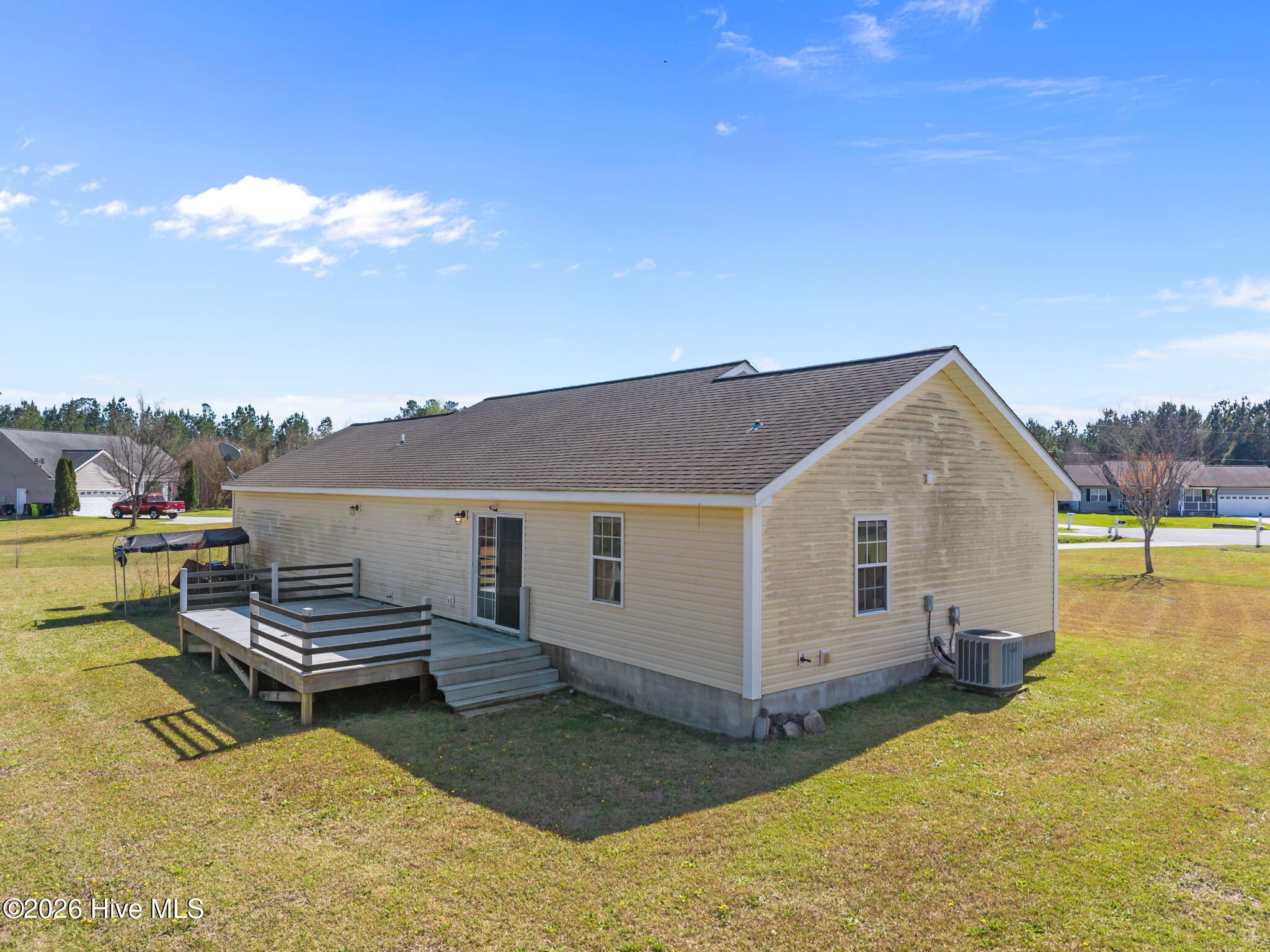 207 Tall Tree Court, Maysville, NC 28555 – photo 7: 1000027217