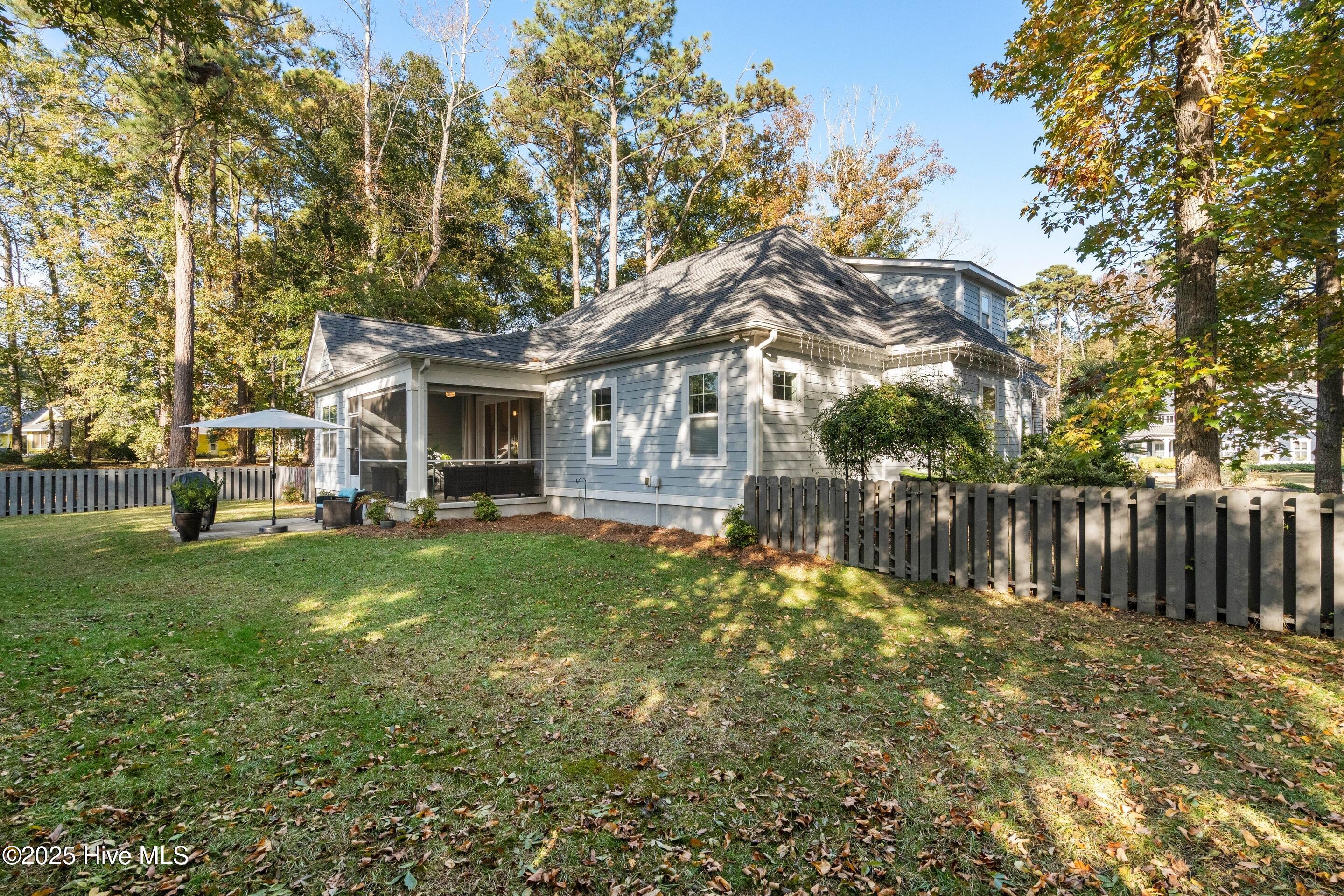 100542073 | Photo 47