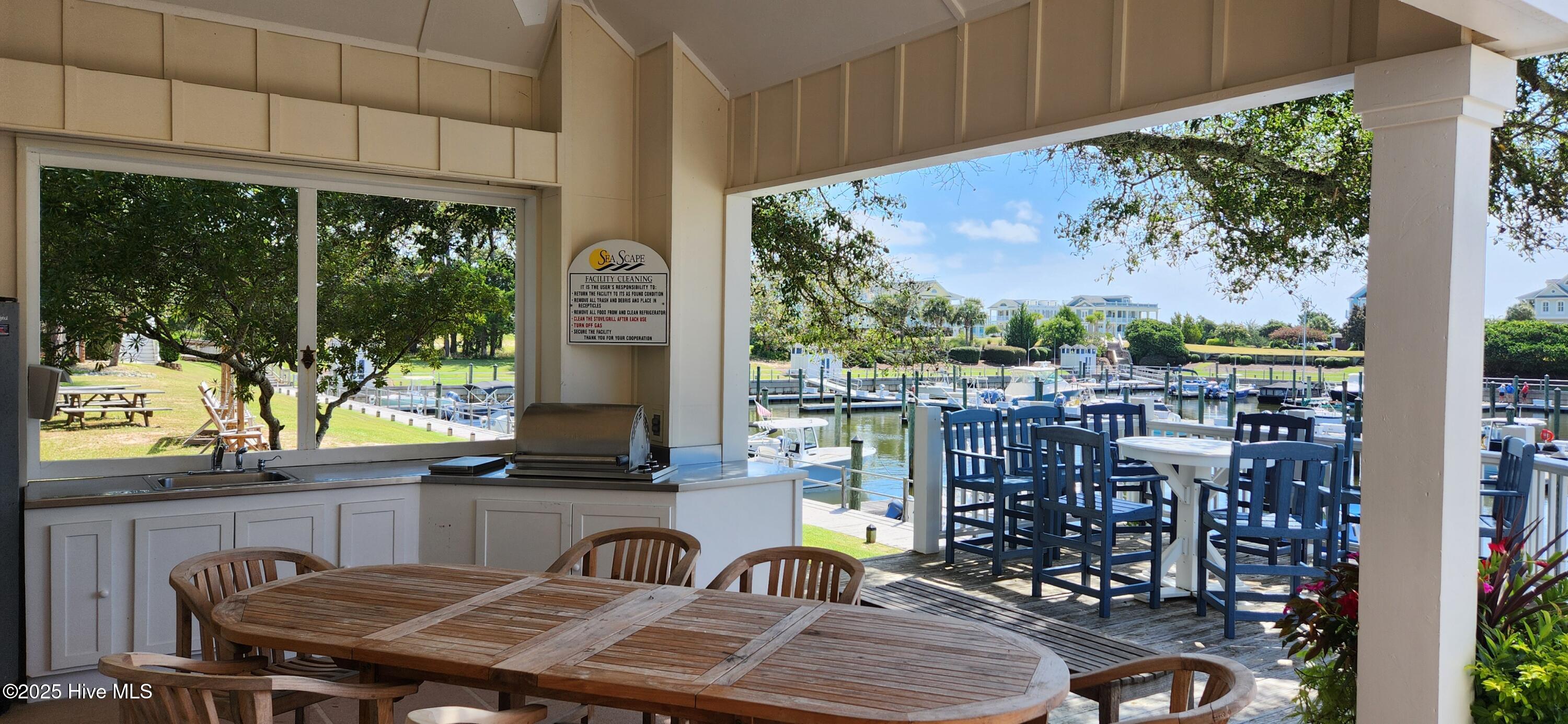 100498654 | Photo 17