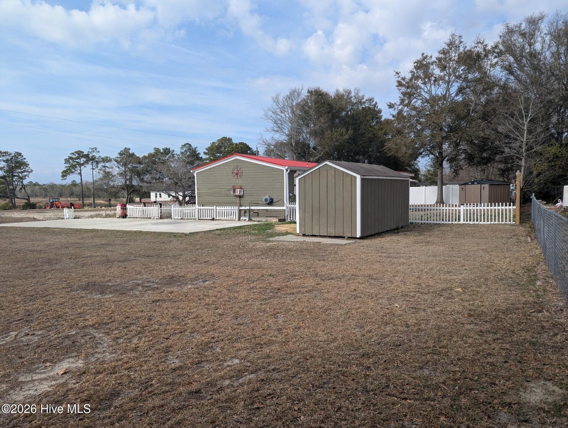 100556092 | Photo 32