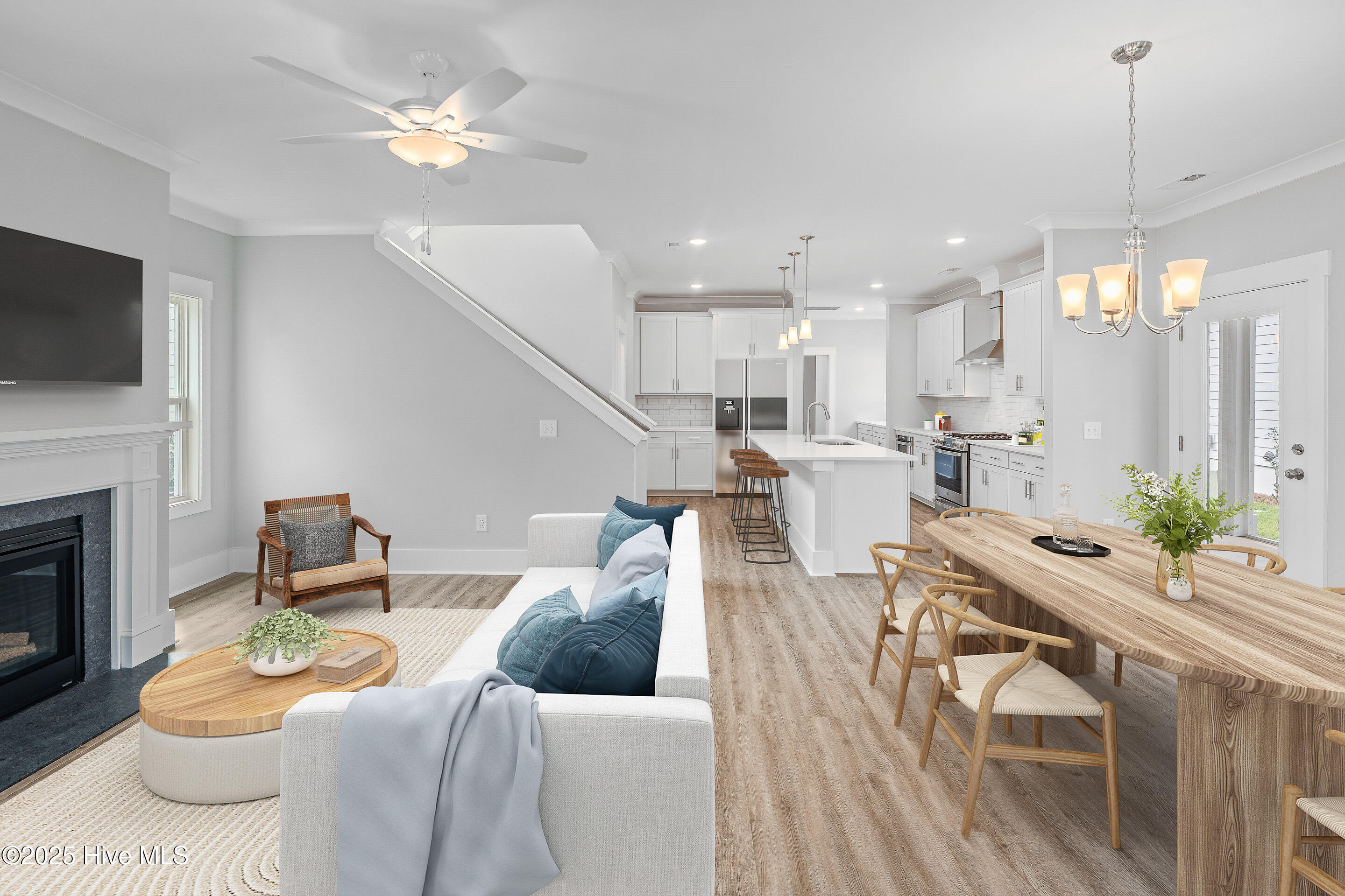 100506457 | Photo 13