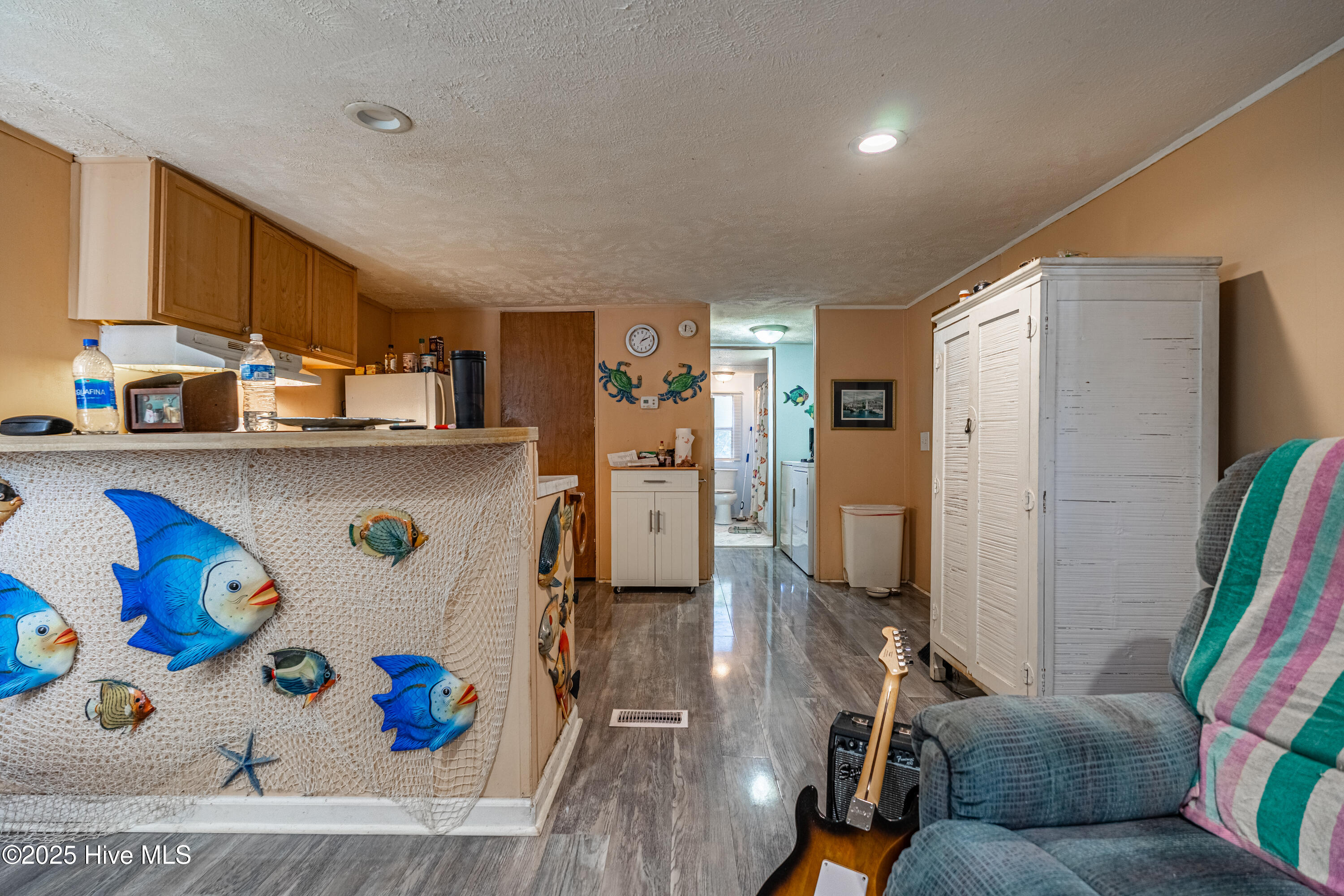 100538170 | Photo 16