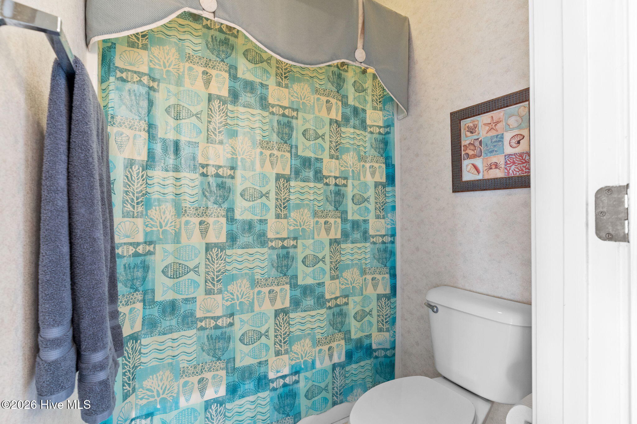 100553900 | Photo 19