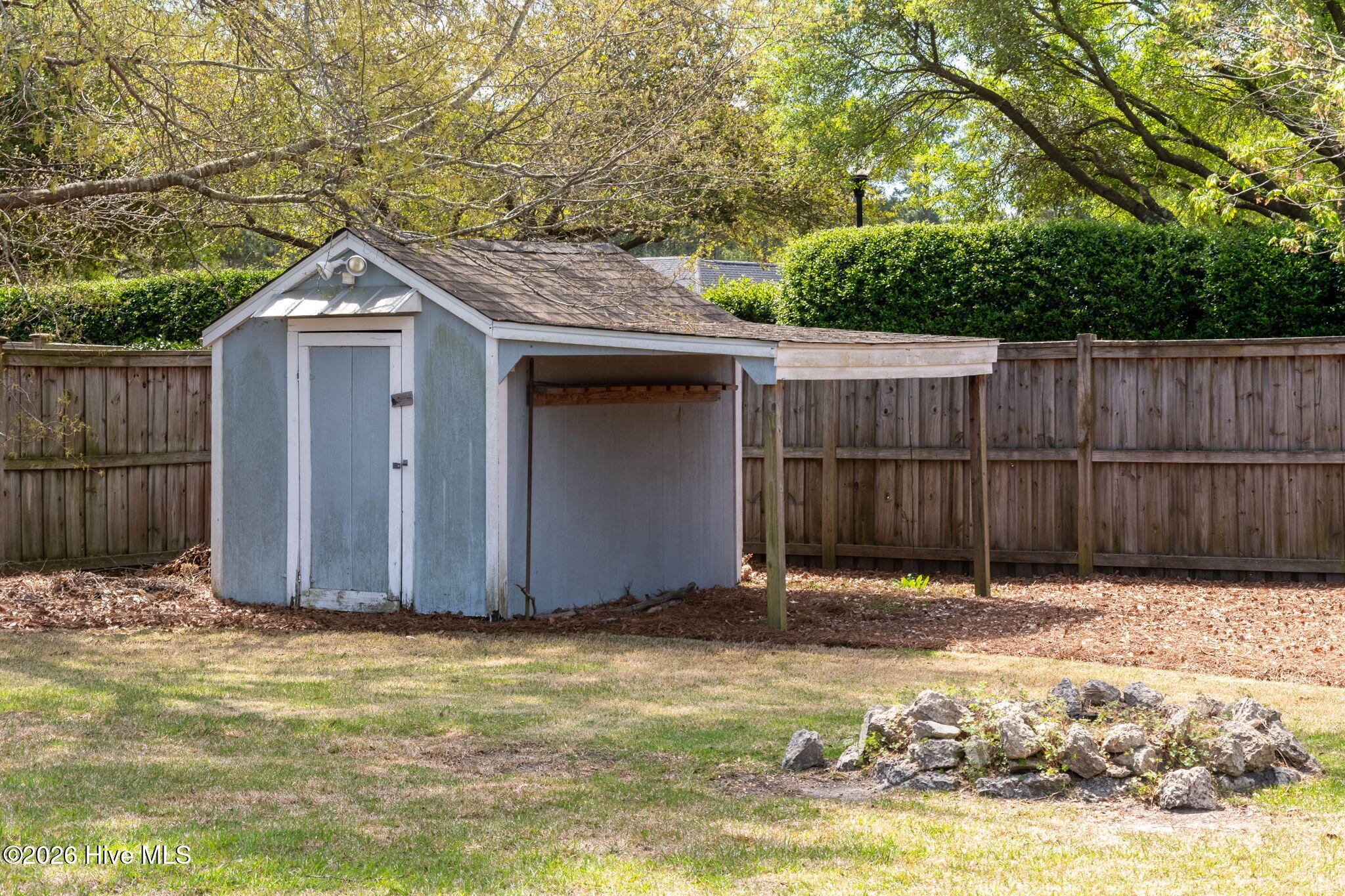 100565105 | Photo 34