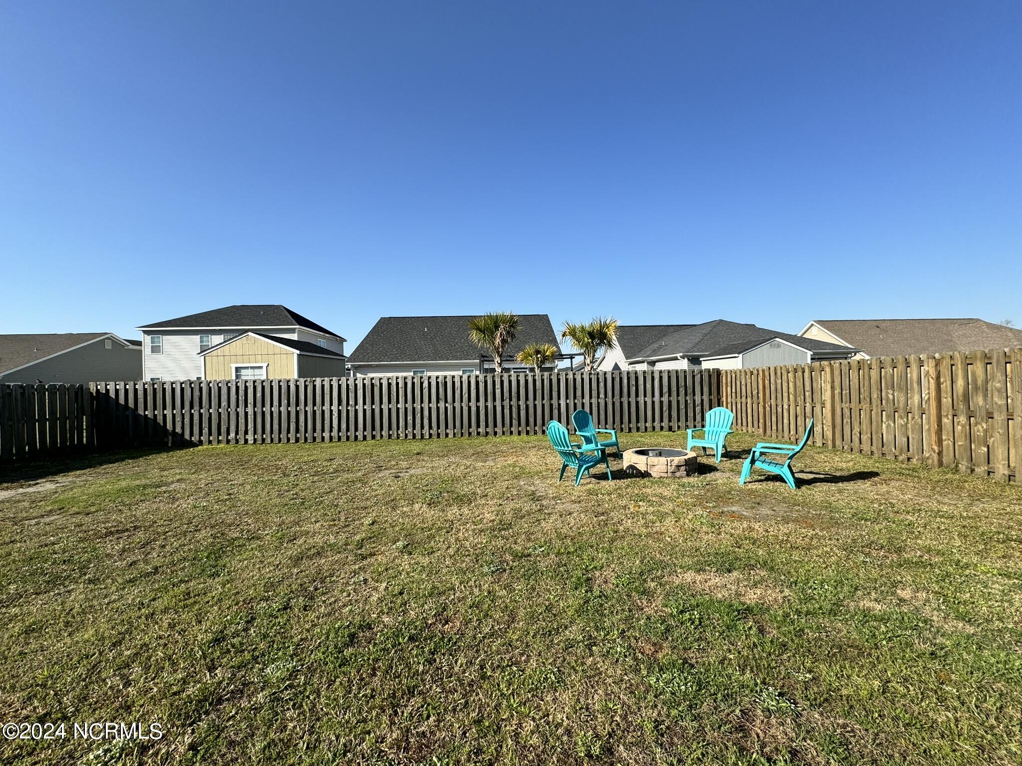 100552573 | Photo 16