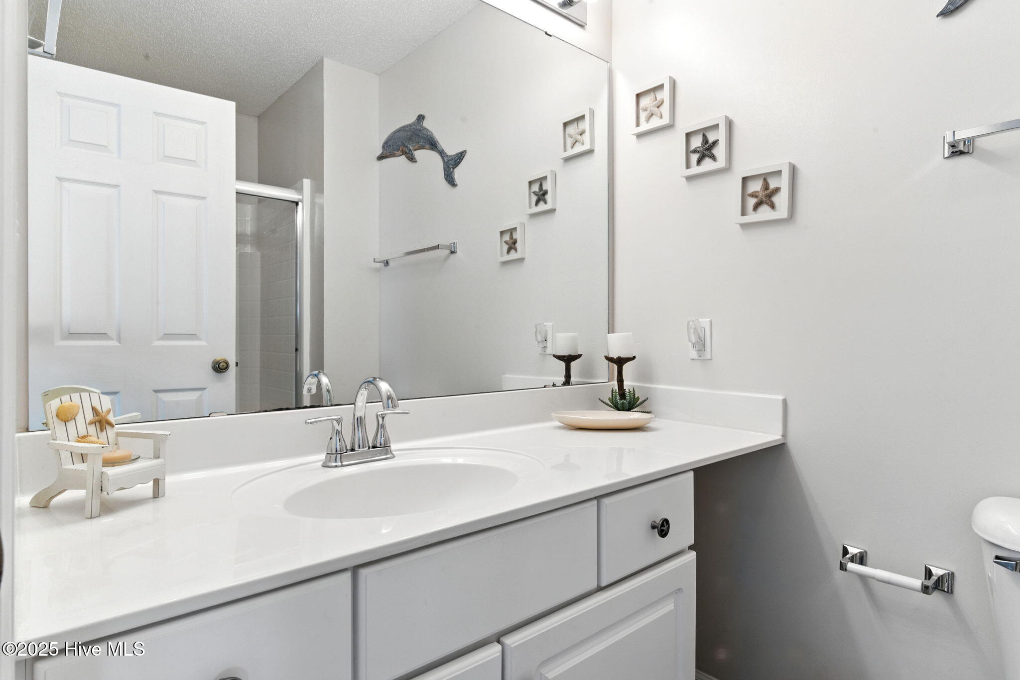 100552973 | Photo 35