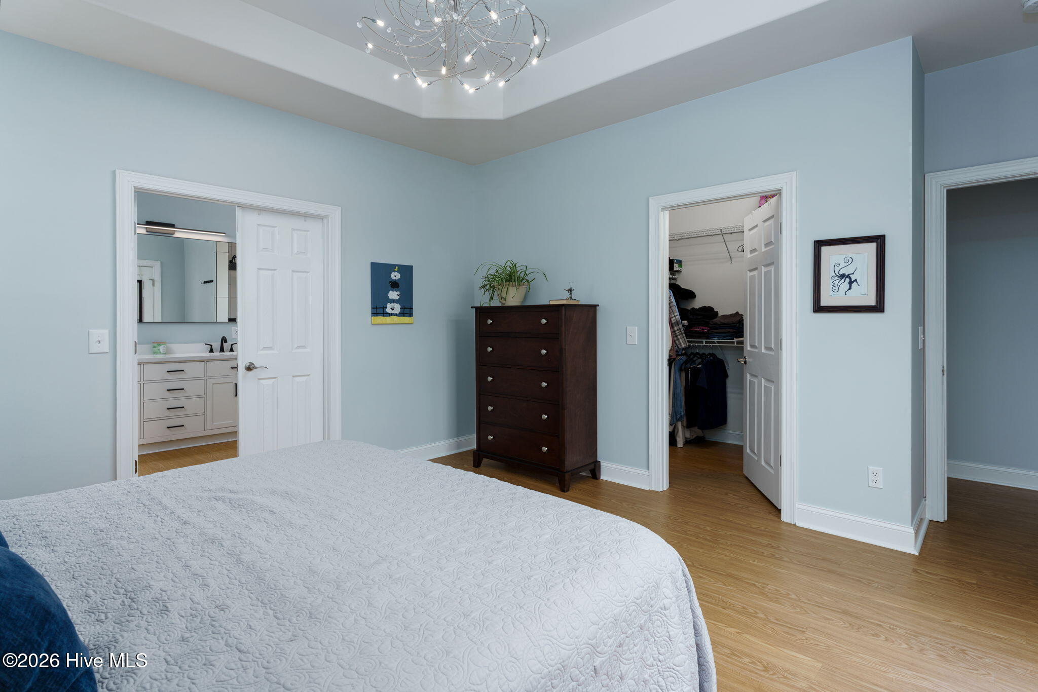 100564591 | Photo 16