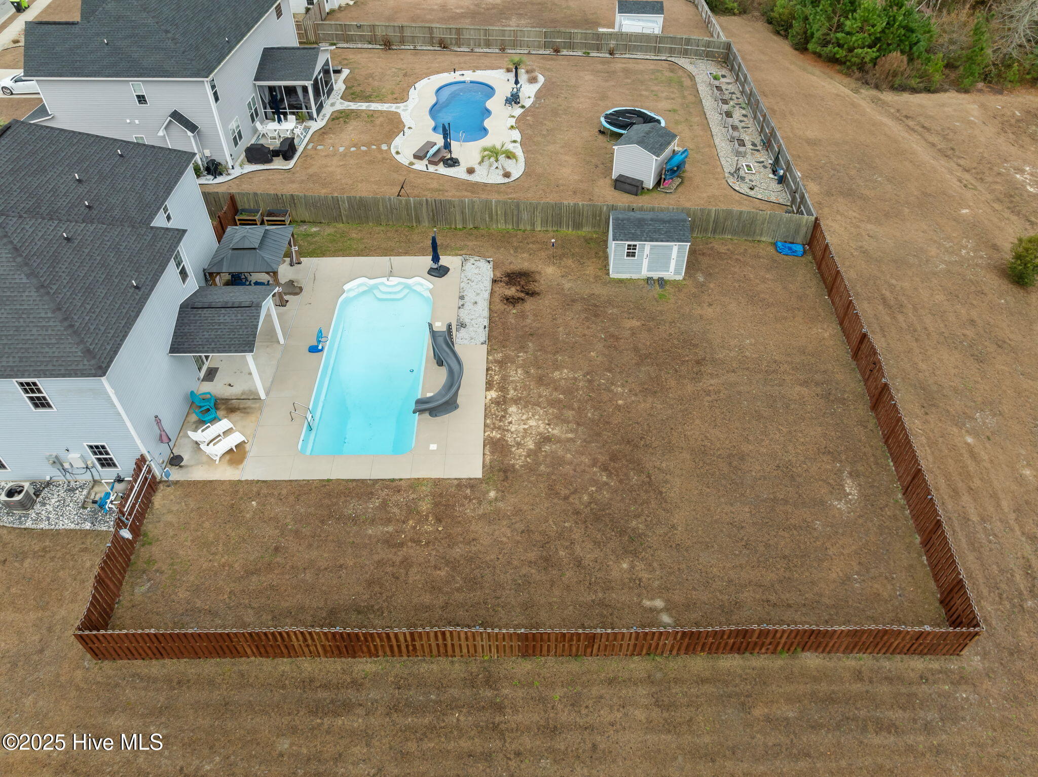 100546681 | Photo 59