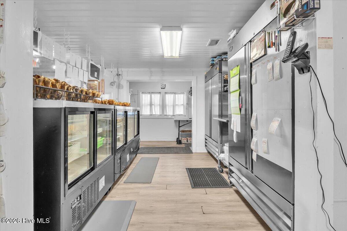 100551902 | Photo 29