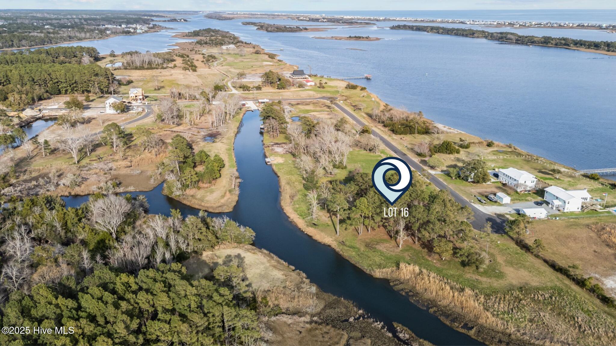 100560021 | Photo 13