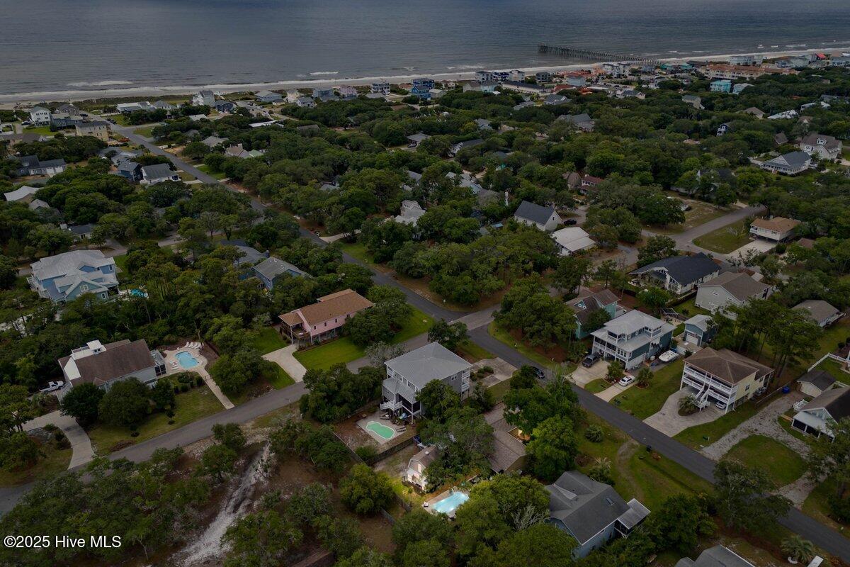 100512296 | Photo 42