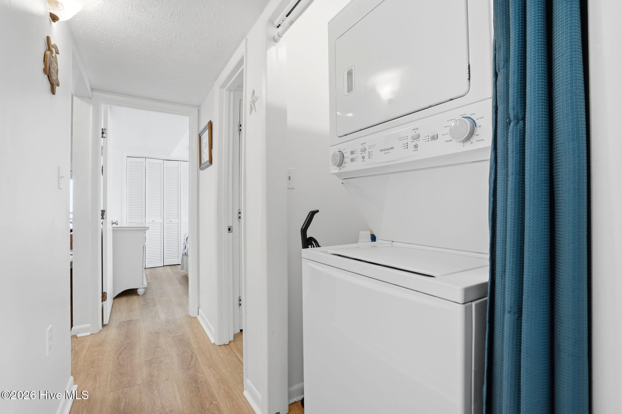 100557699 | Photo 17