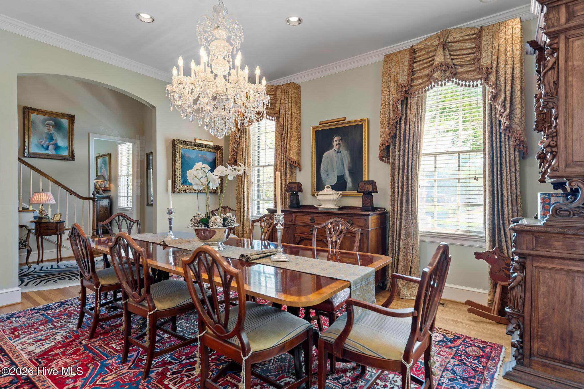 100570294 | Photo 14