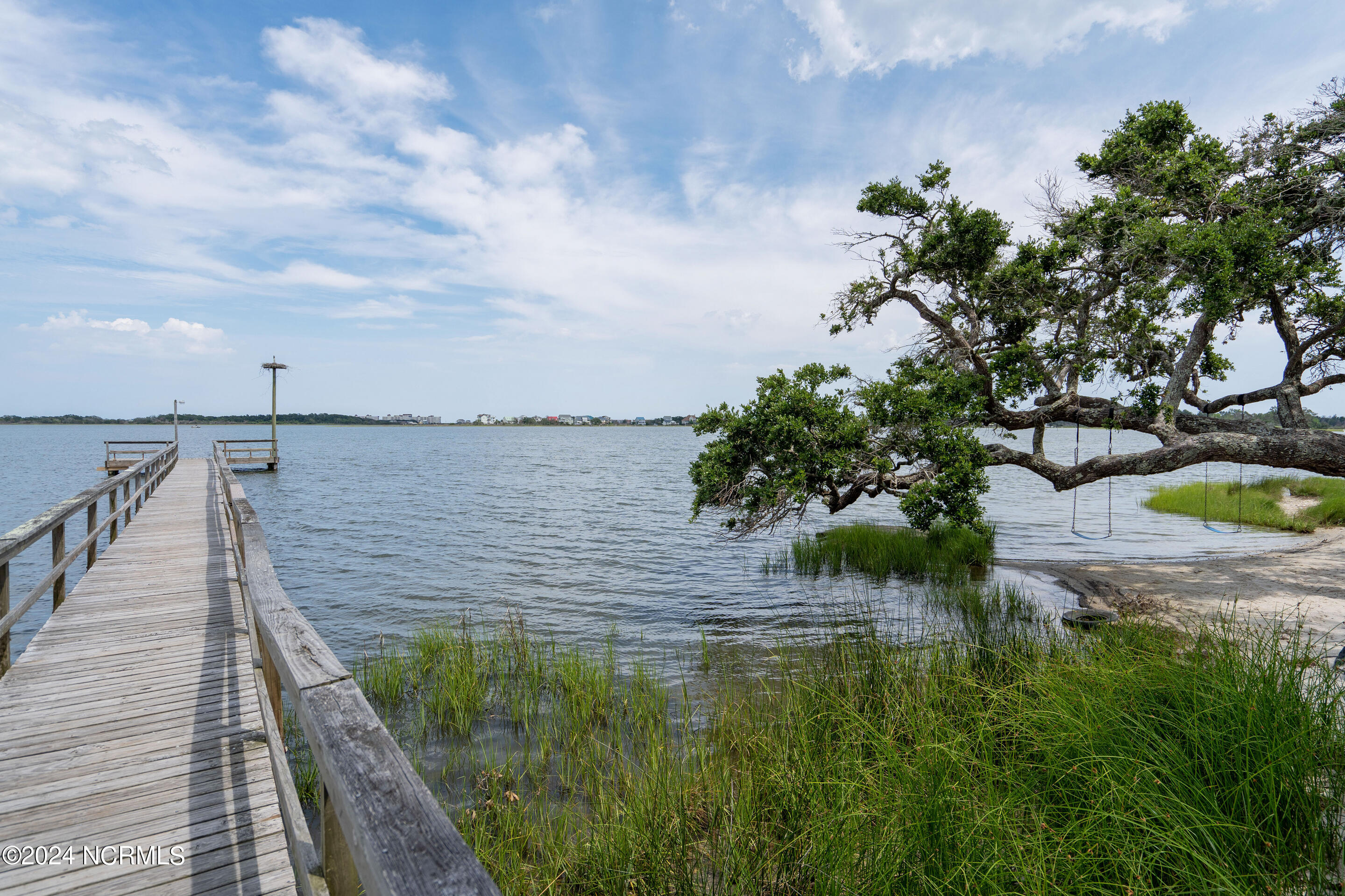 100443892 | Photo 40