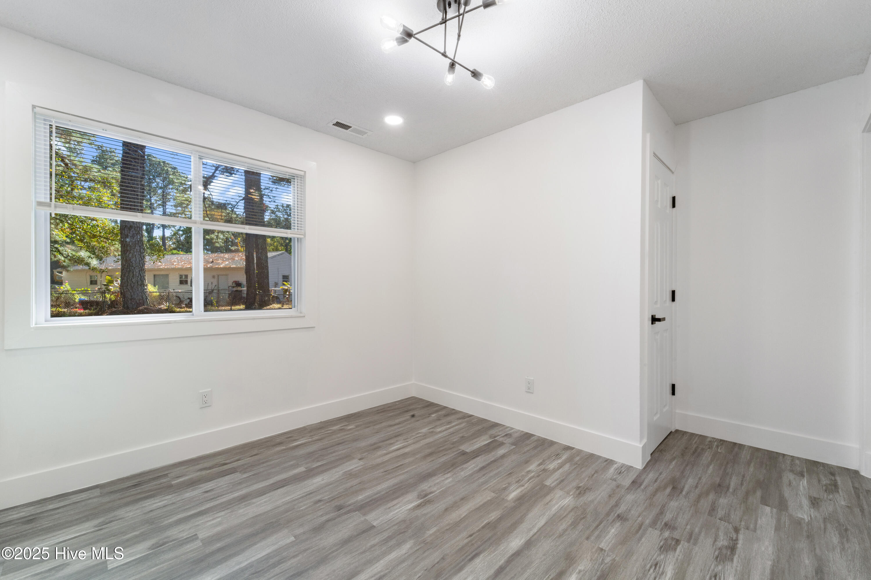 100 S Hill Court, Jacksonville, NC 28540 – photo 18: DSC03300