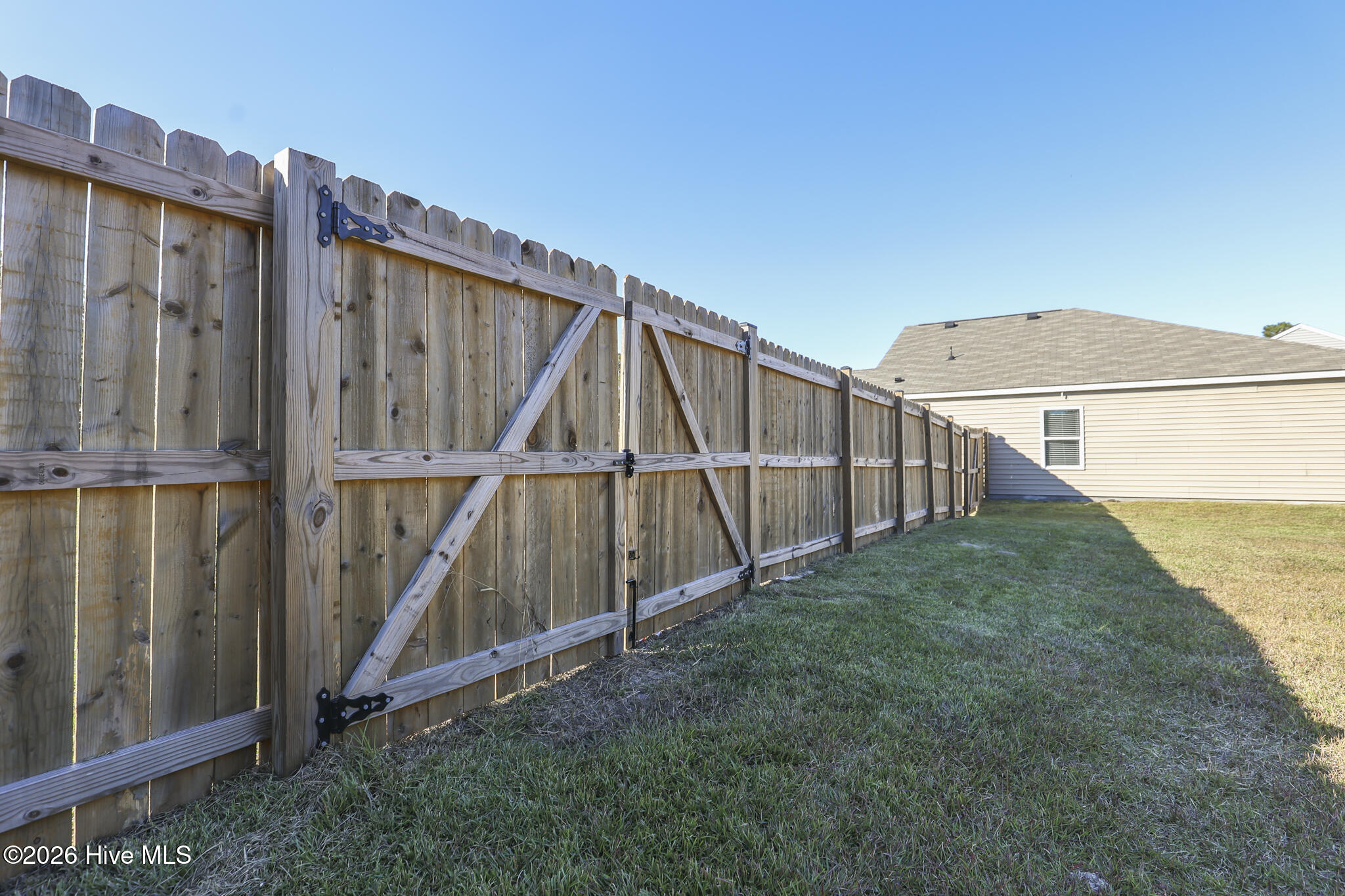 100548546 | Photo 23