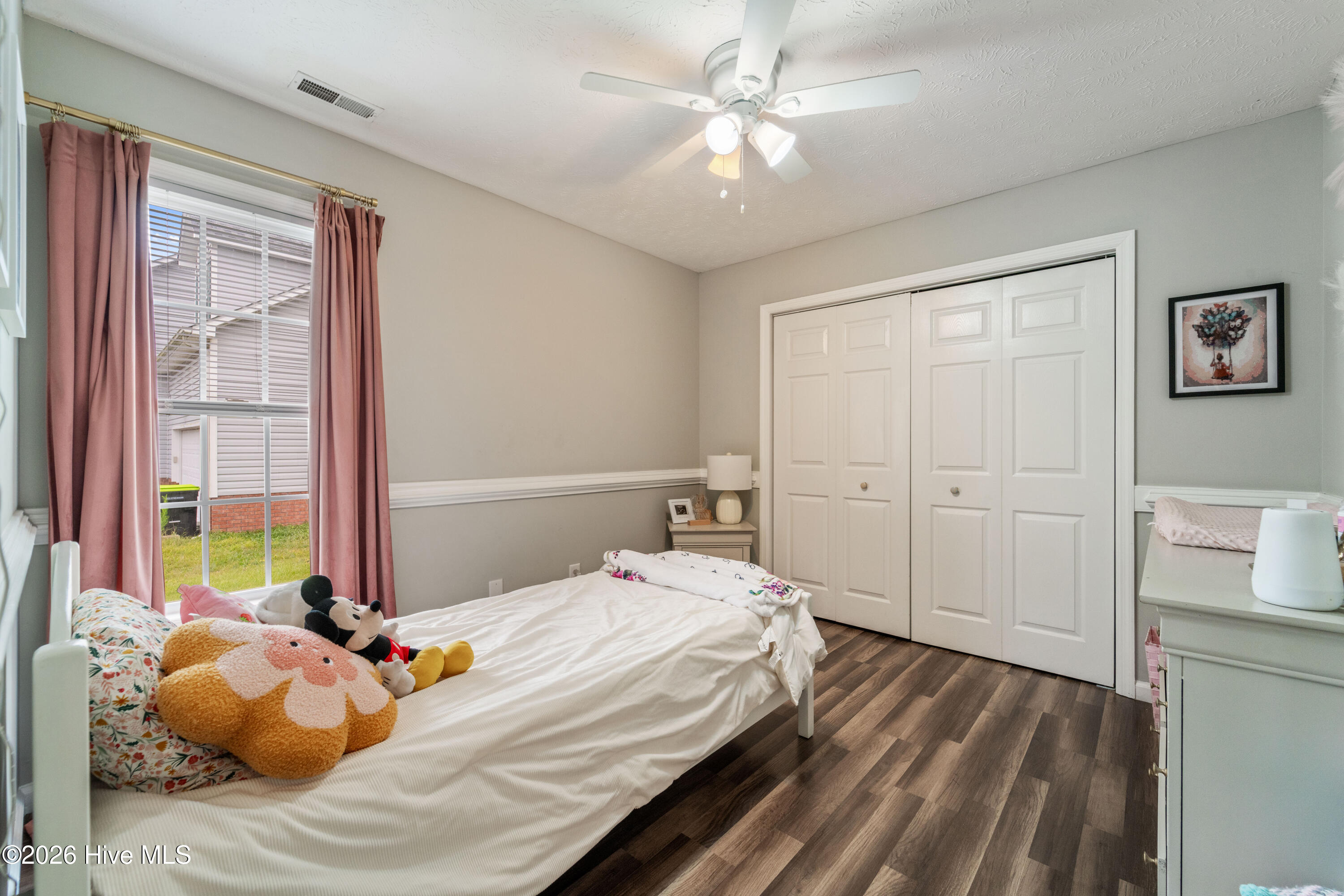 100550973 | Photo 29