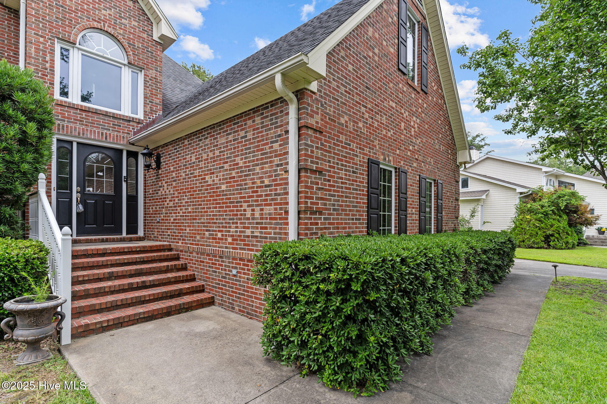 5-web-or-mls-BTS00354