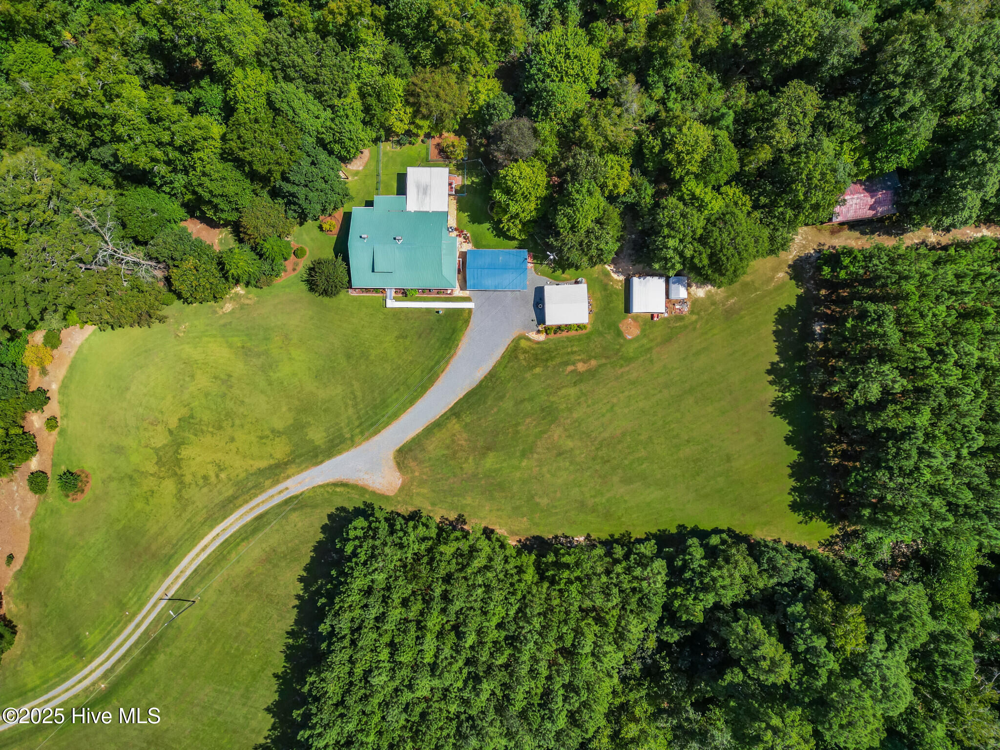 Drone__345_Ray's_Drive_005