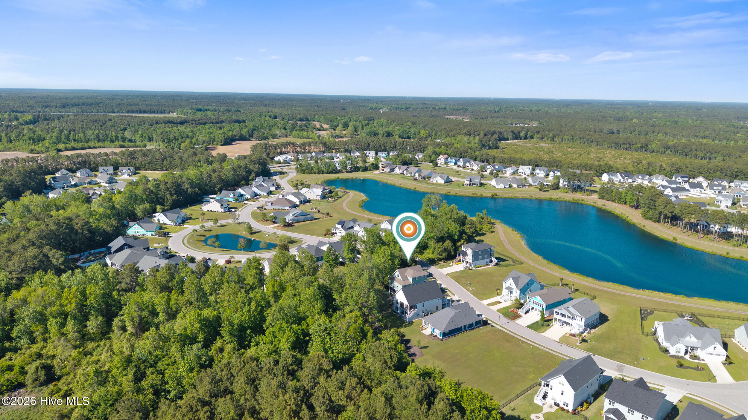 100570688 | Photo 75