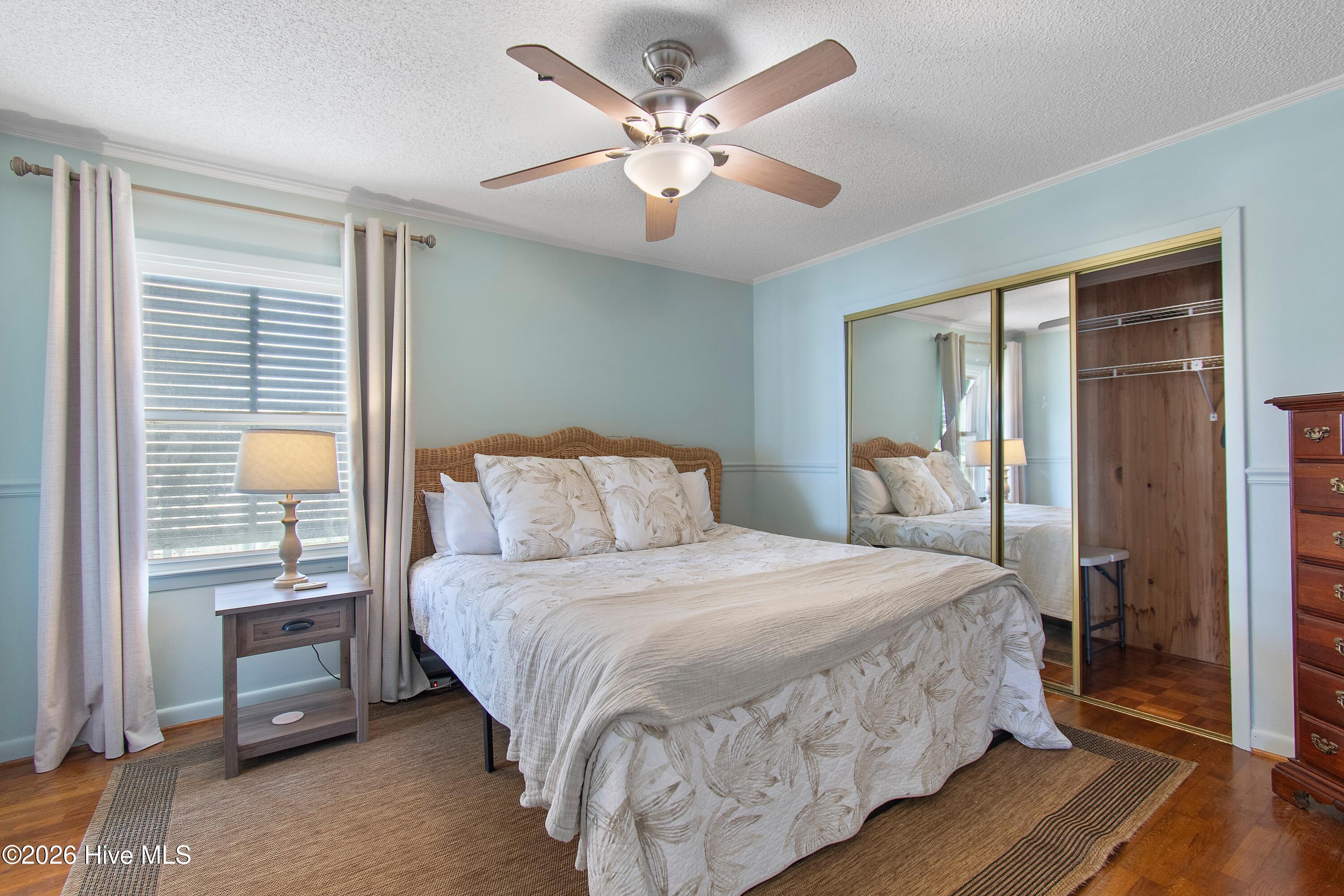 100561675 | Photo 29