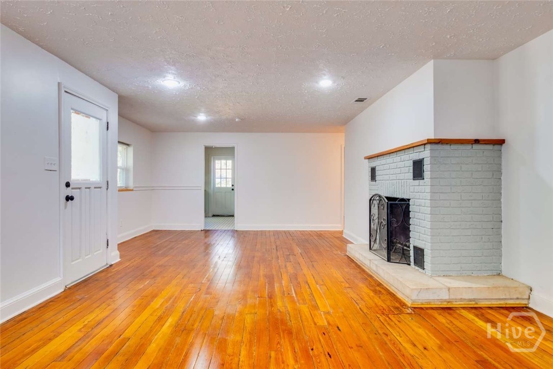 Photo 3 of Single family home for sale at 23 Dolan Dr, Savannah, GA 31406 | MLS# SA364940 | Listing updated on 2026-09-19