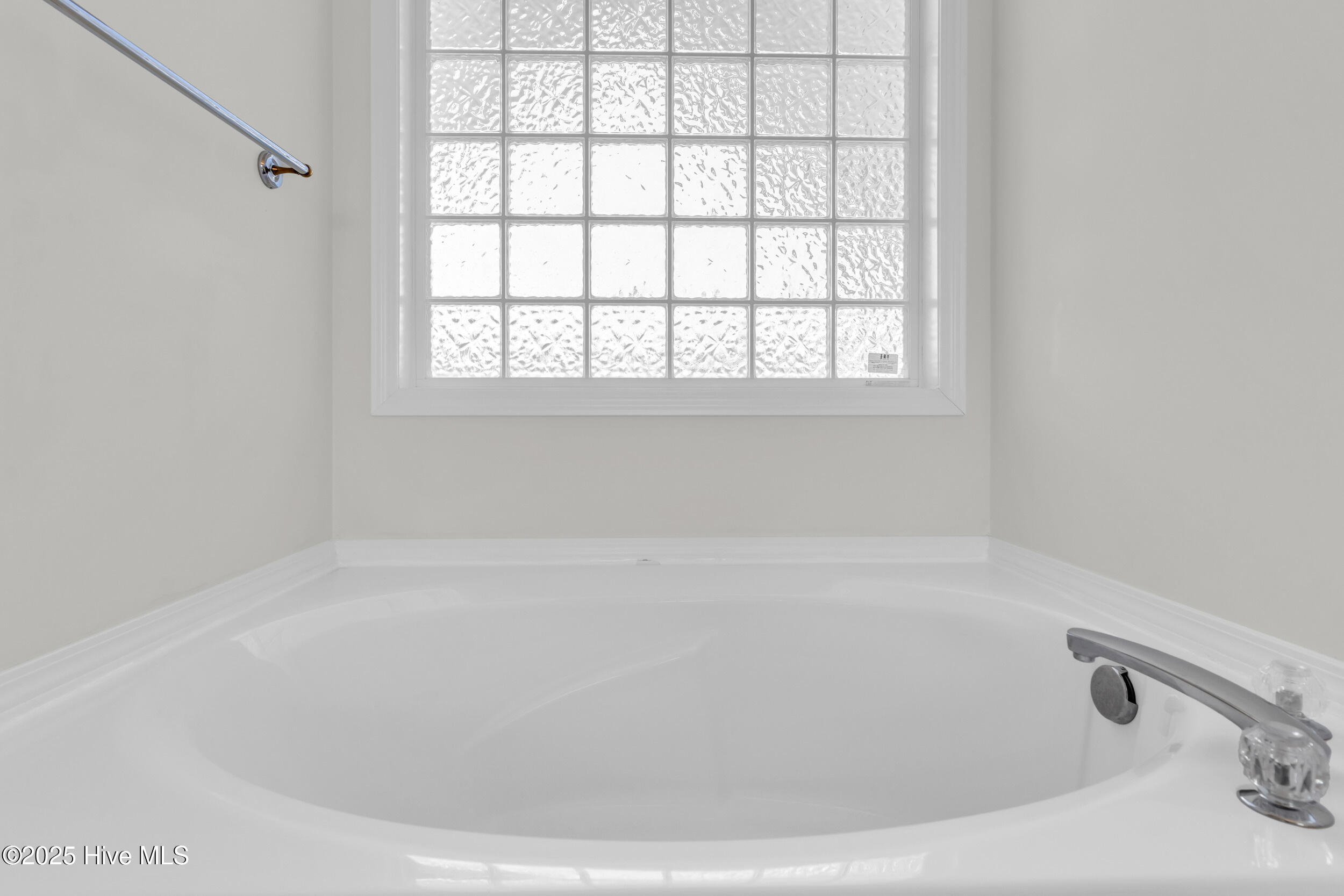 100540871 | Photo 19