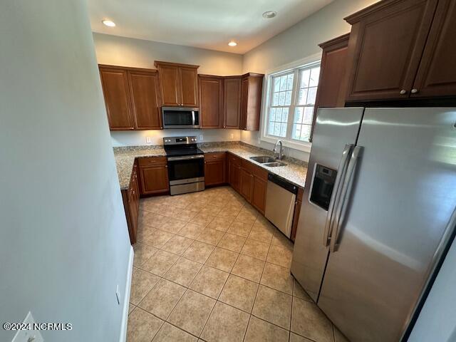 100383536 | Photo 10