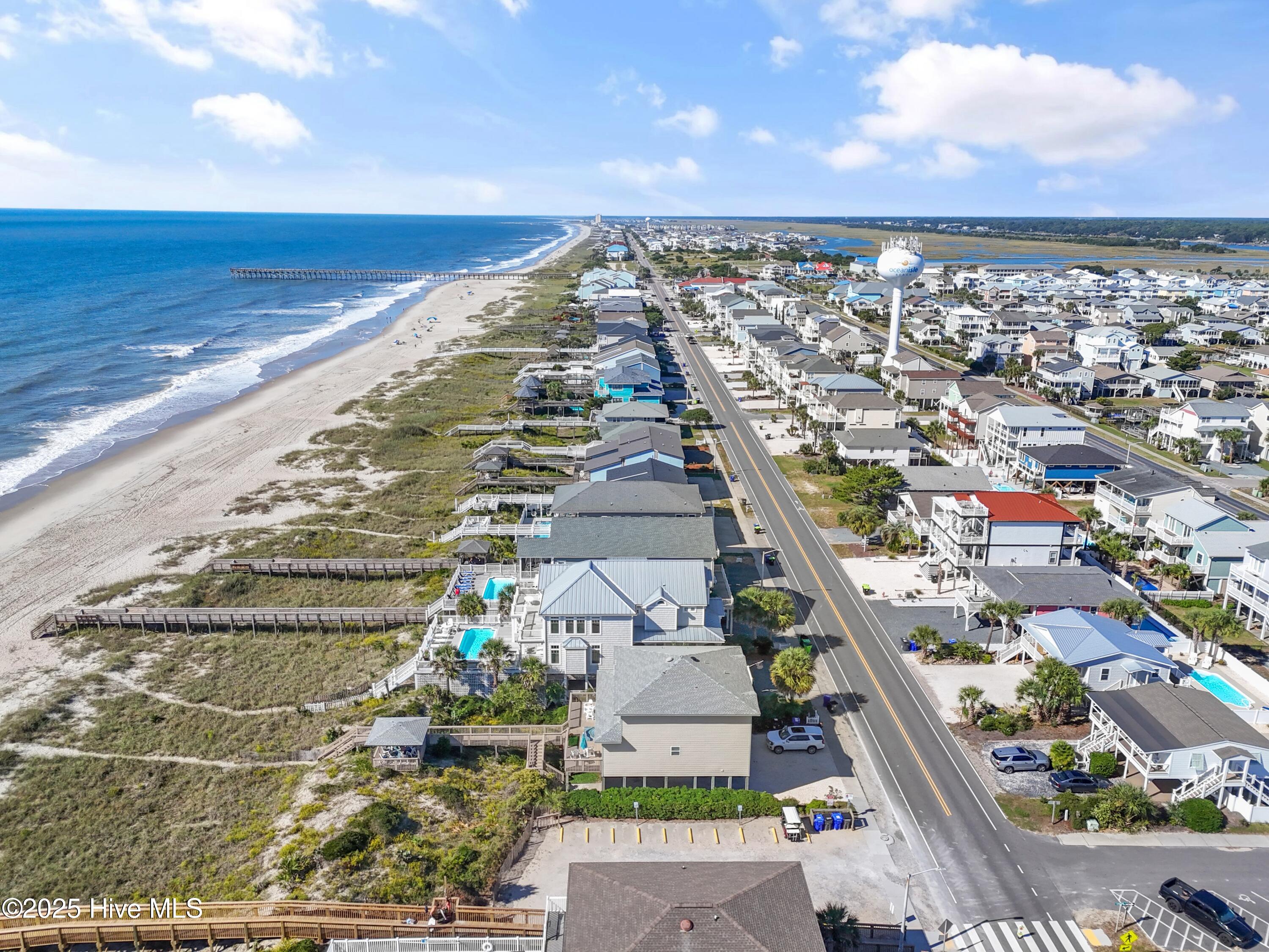 100535227 | Photo 56