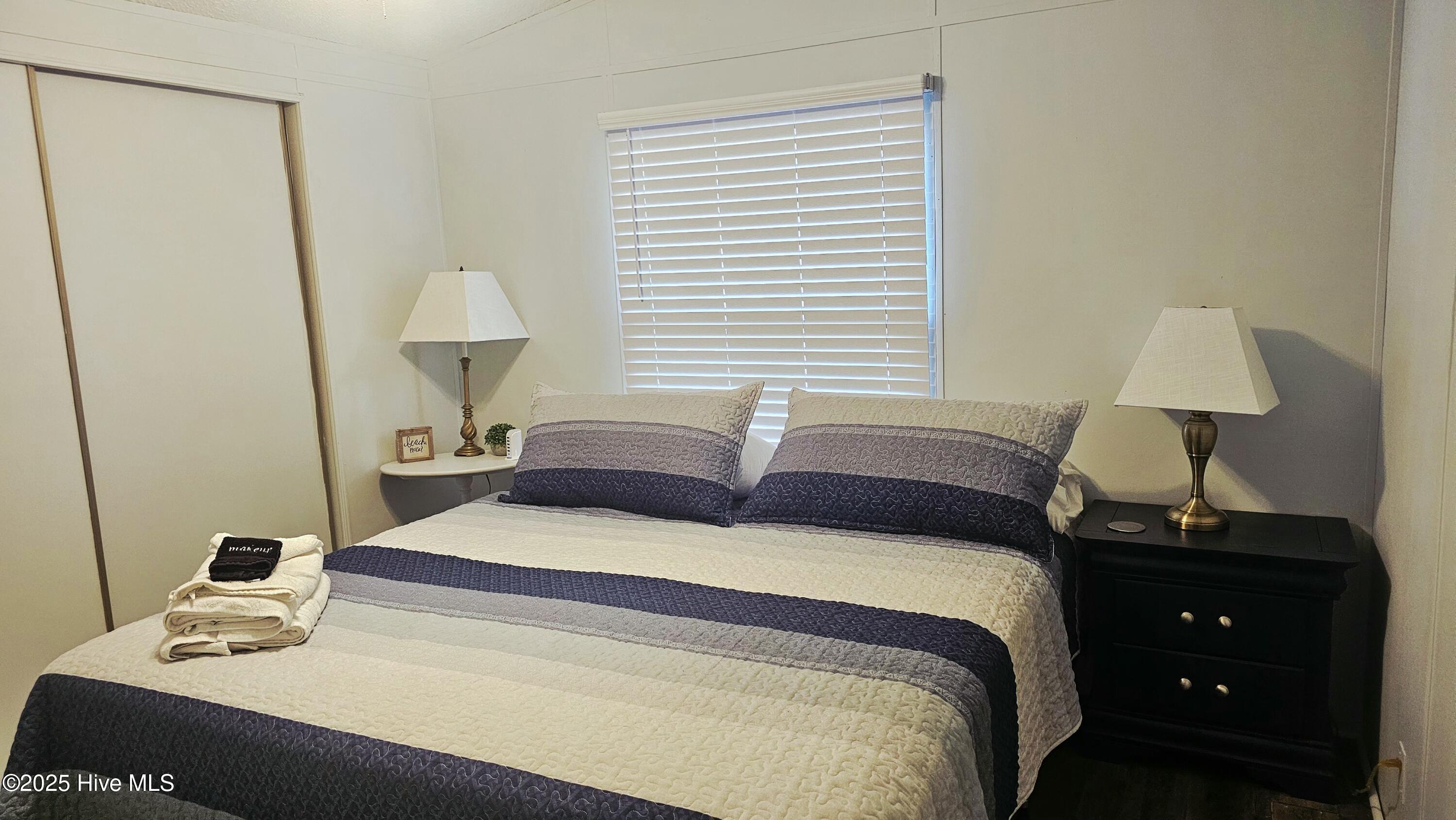 100531446 | Photo 16