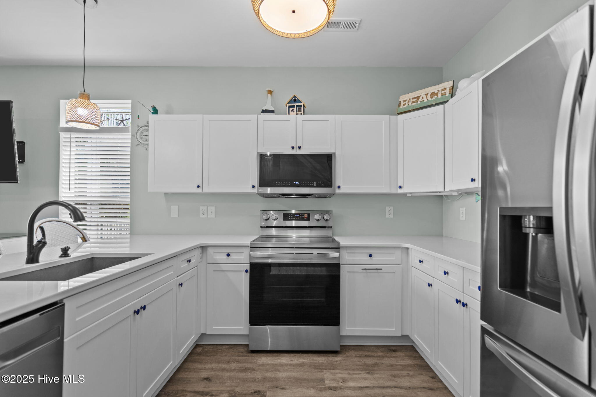 100522294 | Photo 17