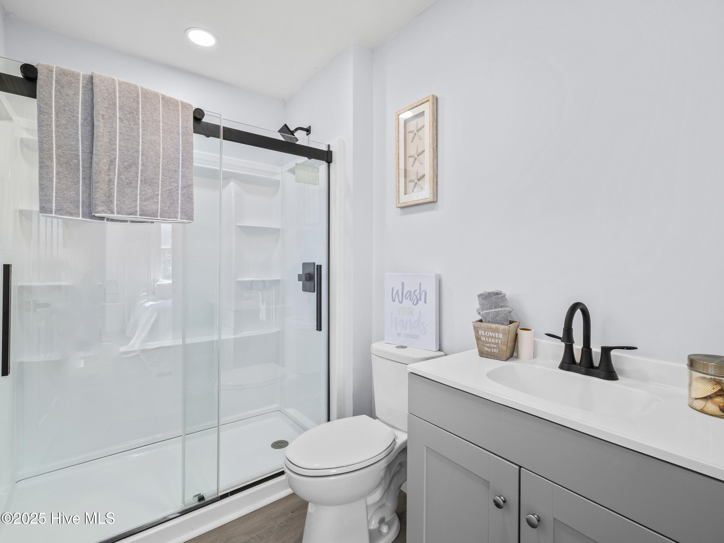 100545039 | Photo 30