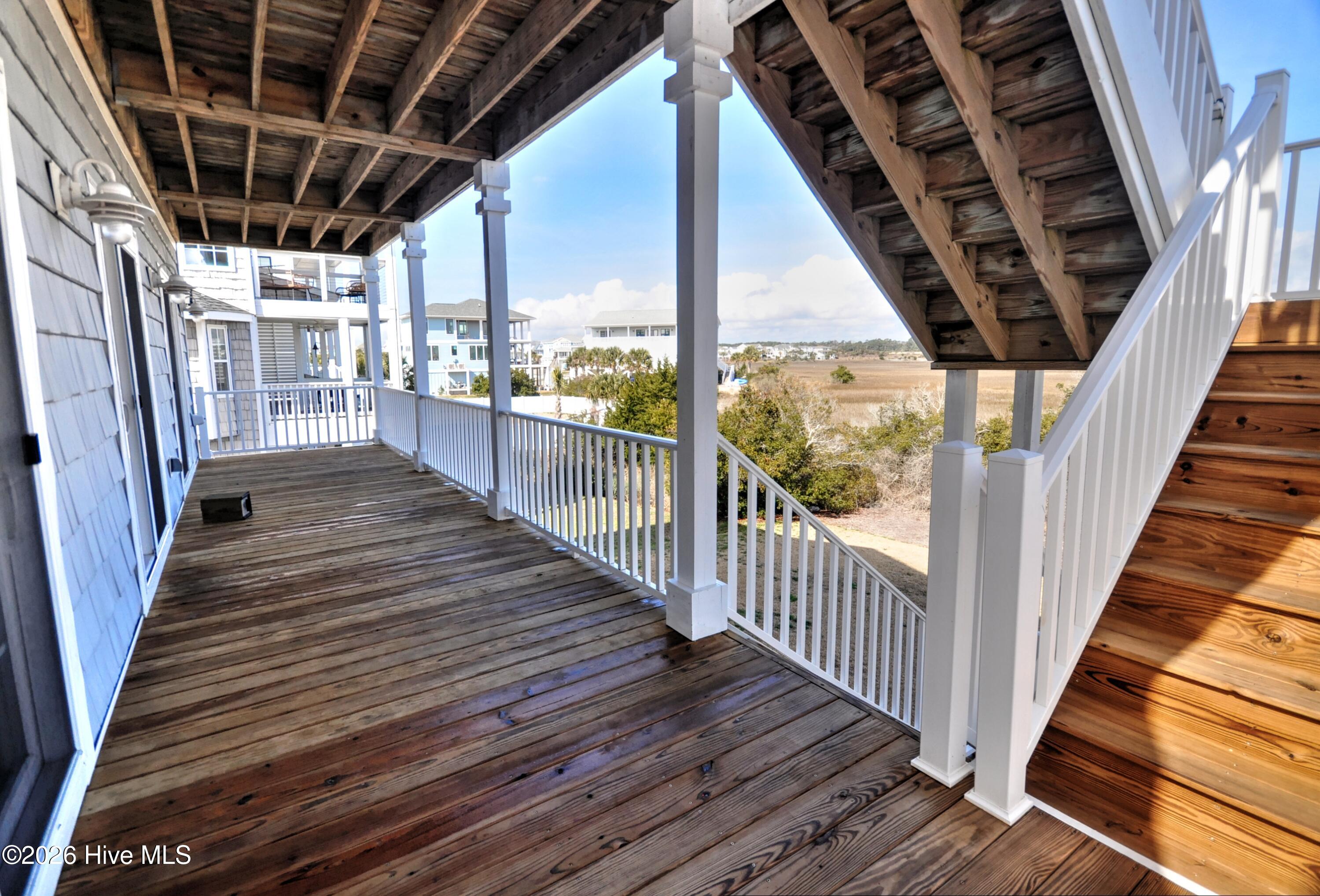 100558783 | Photo 49