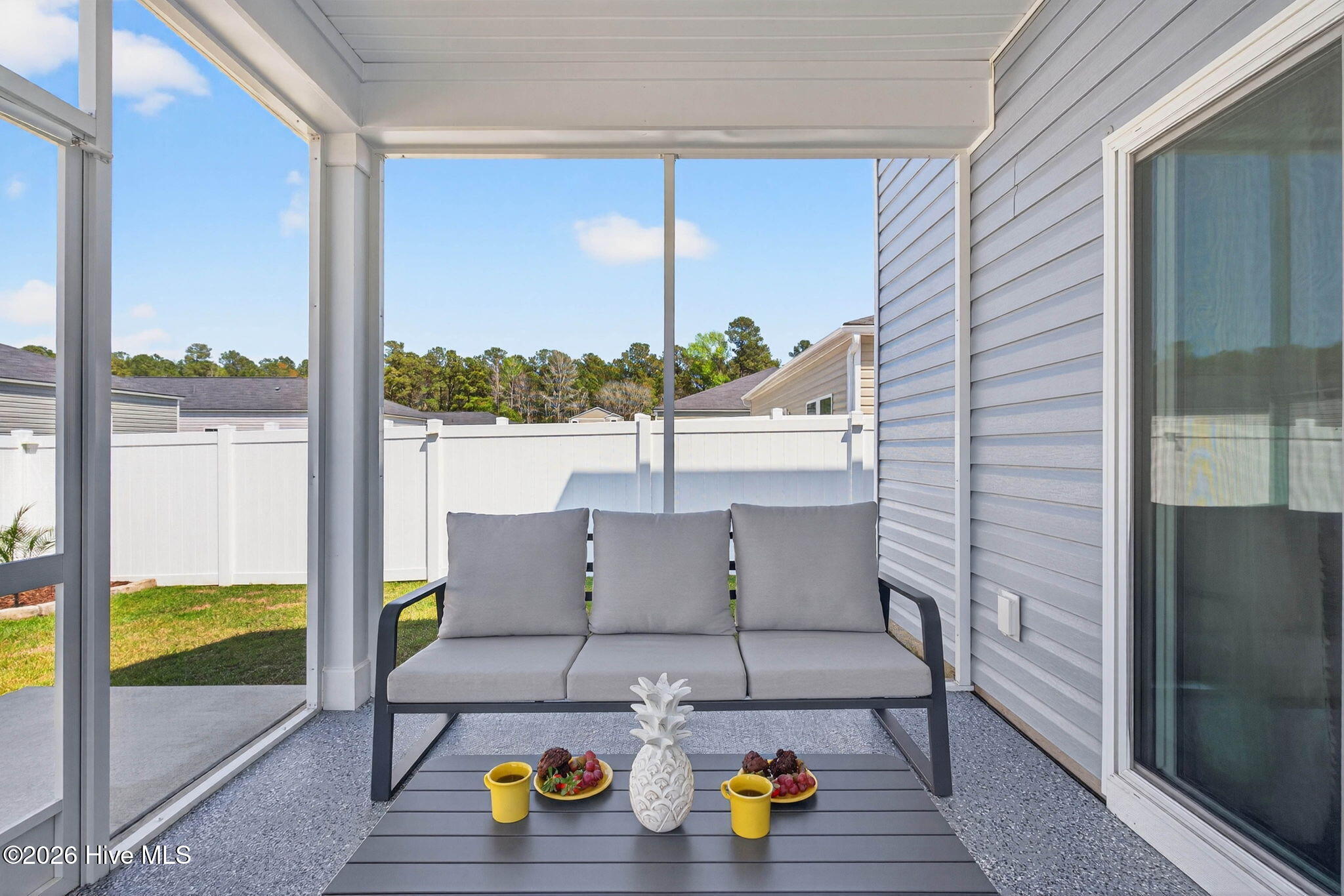 100564672 | Photo 37