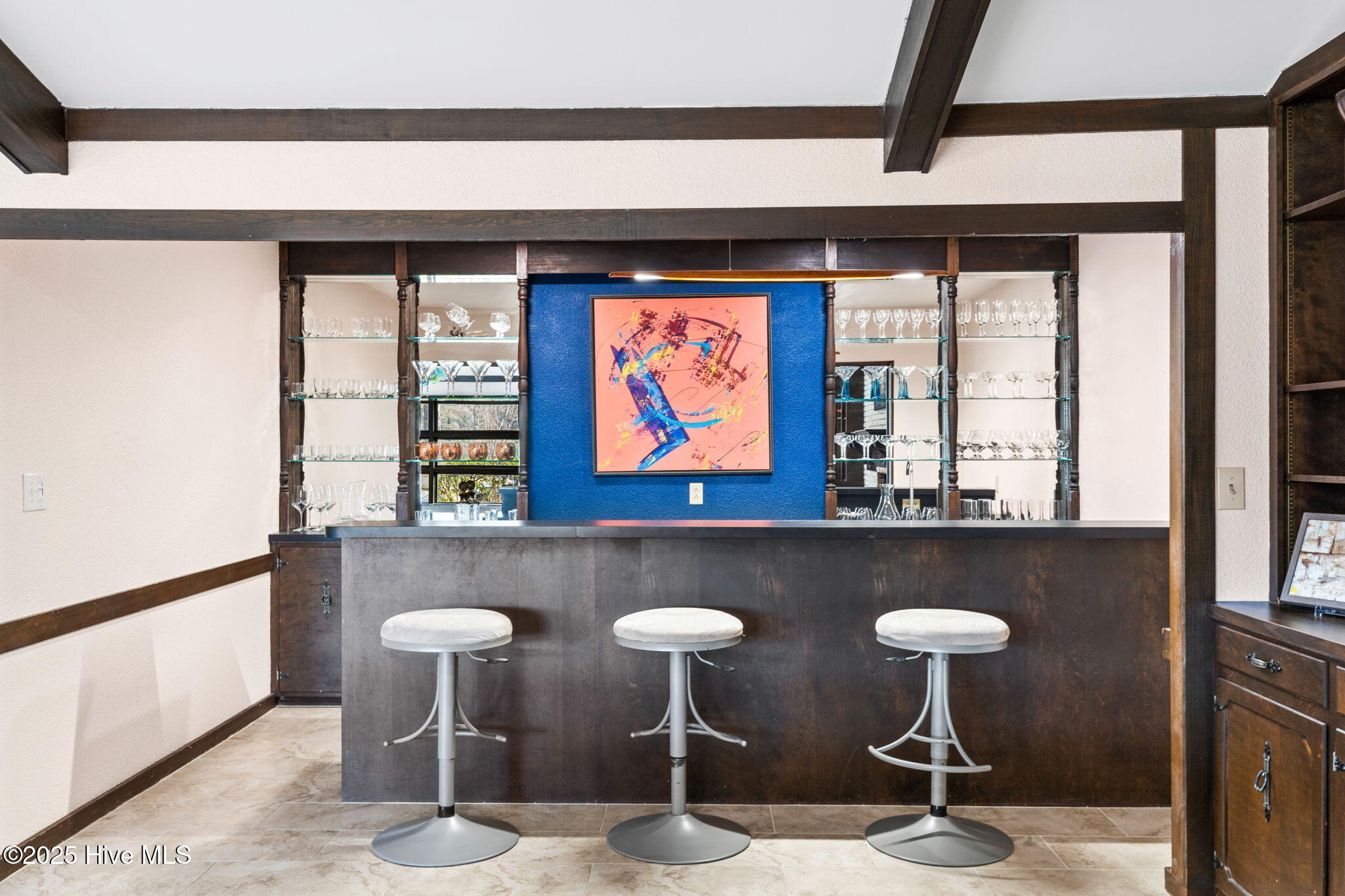 100544236 | Photo 16