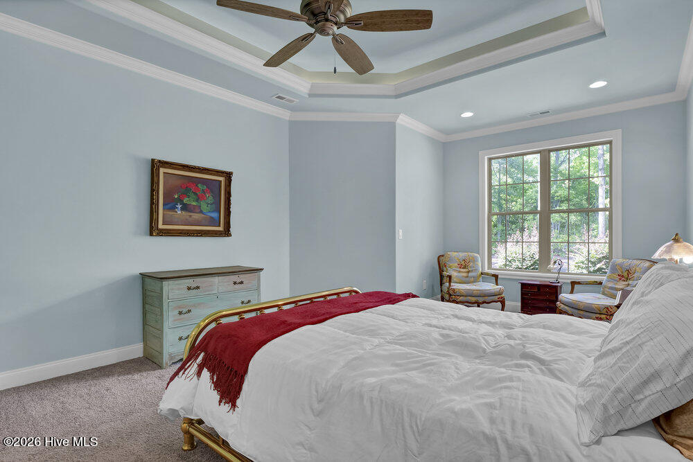 100547594 | Photo 16