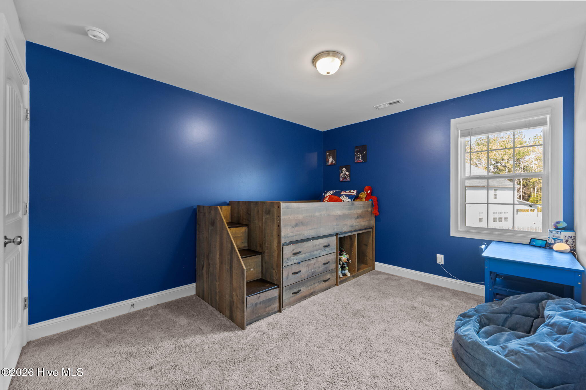 100557396 | Photo 40