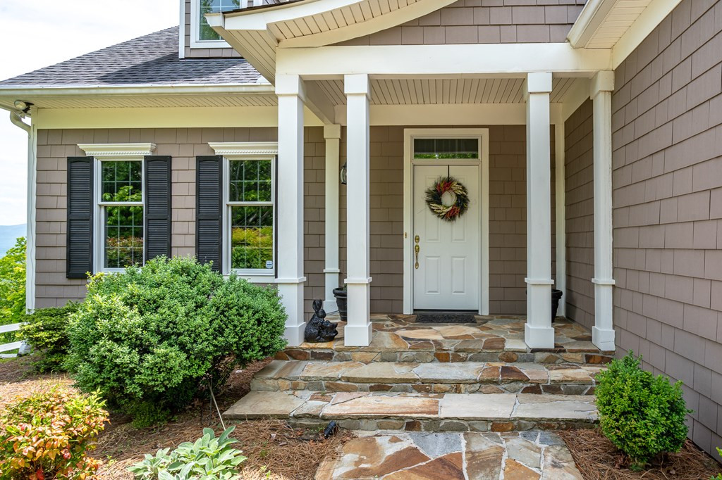 29 Beckwith Road, Murphy, NC 28906 Listing Photo  3