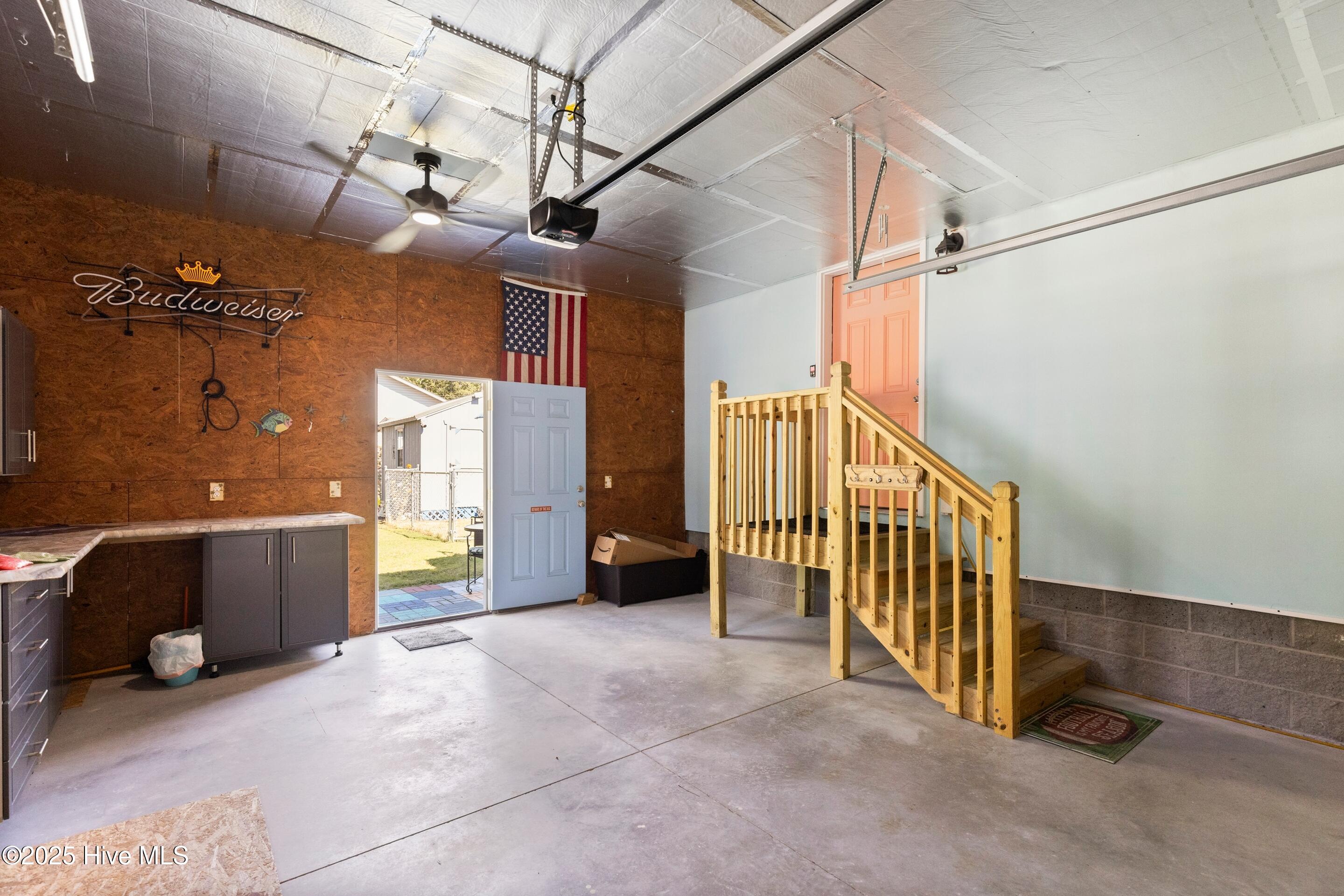 100531794 | Photo 32