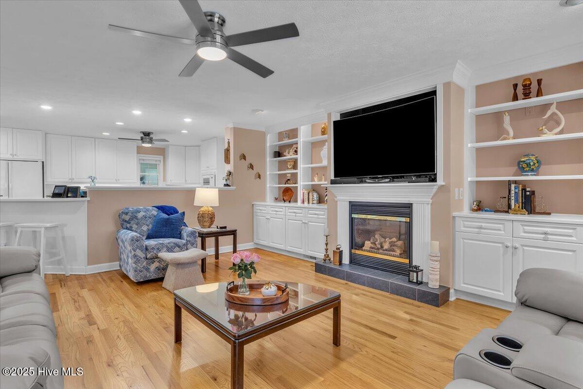 813 Cutter Court, Kure Beach, NC 28449 – photo 11: 022-Final 813 Cutter Ct Kure Beach-RJREM